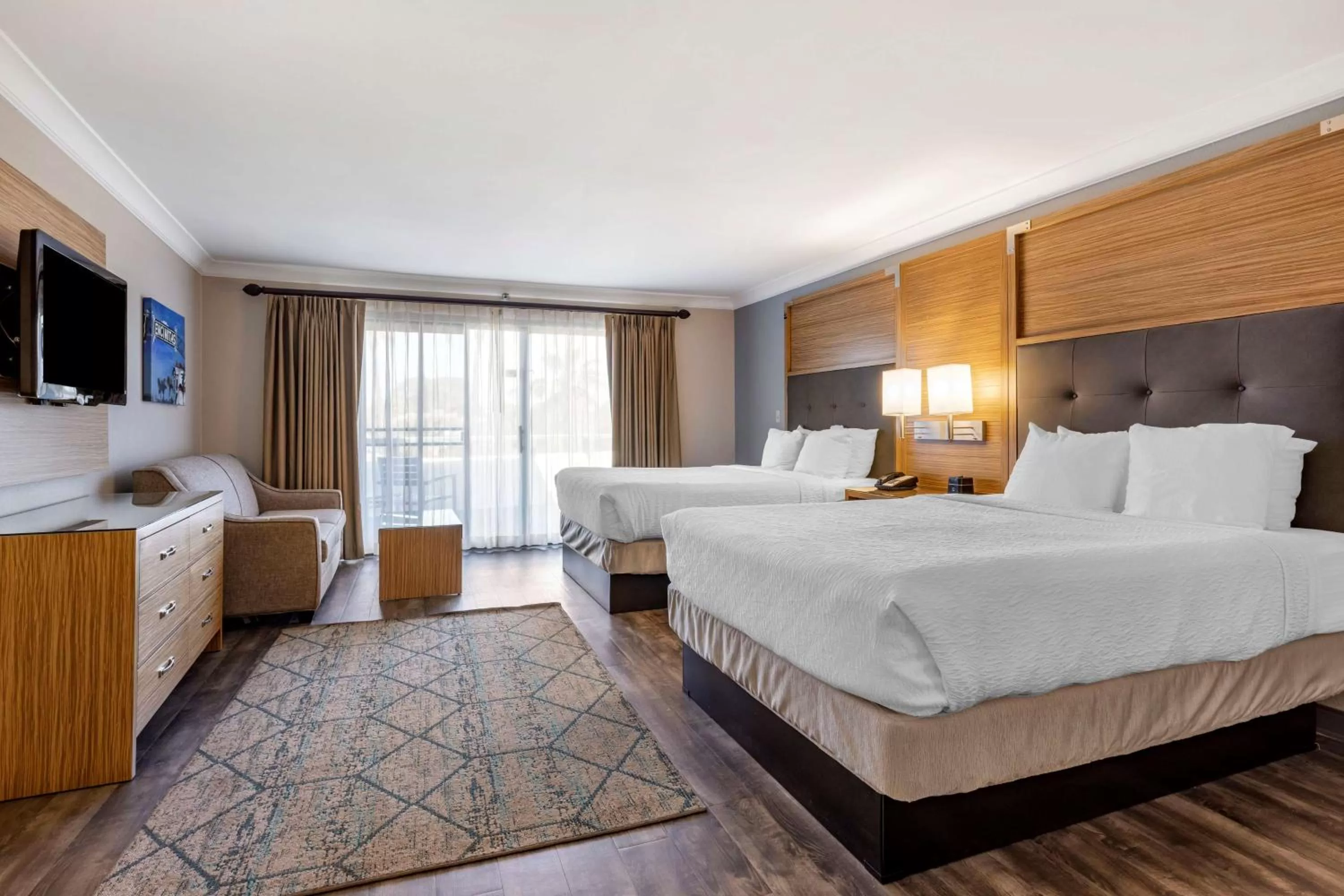 The Enci Double Queen (Sofa Bed) (Park View) in The Encinitan Hotel & Suites