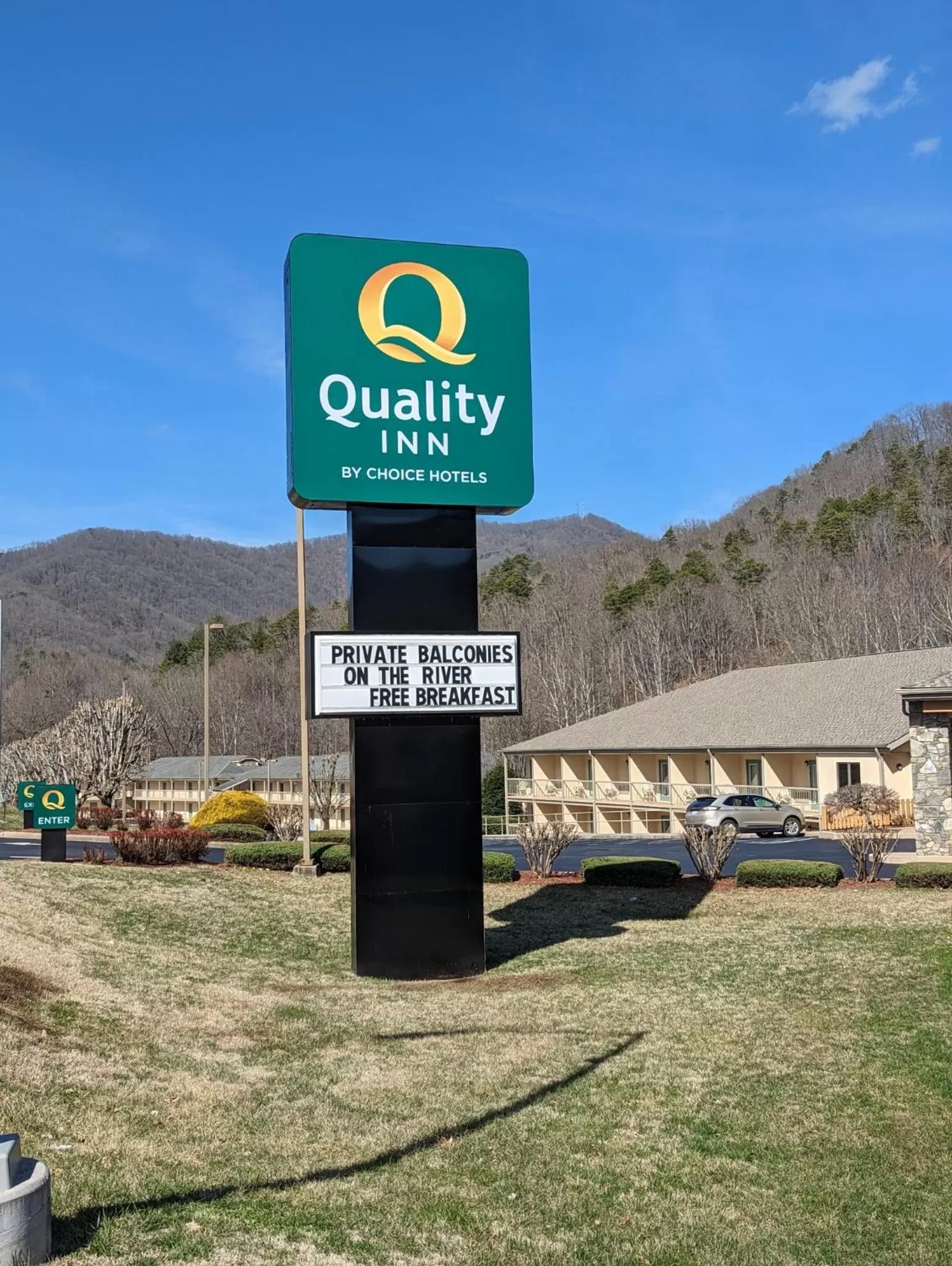 Quality Inn Cherokee Riverside