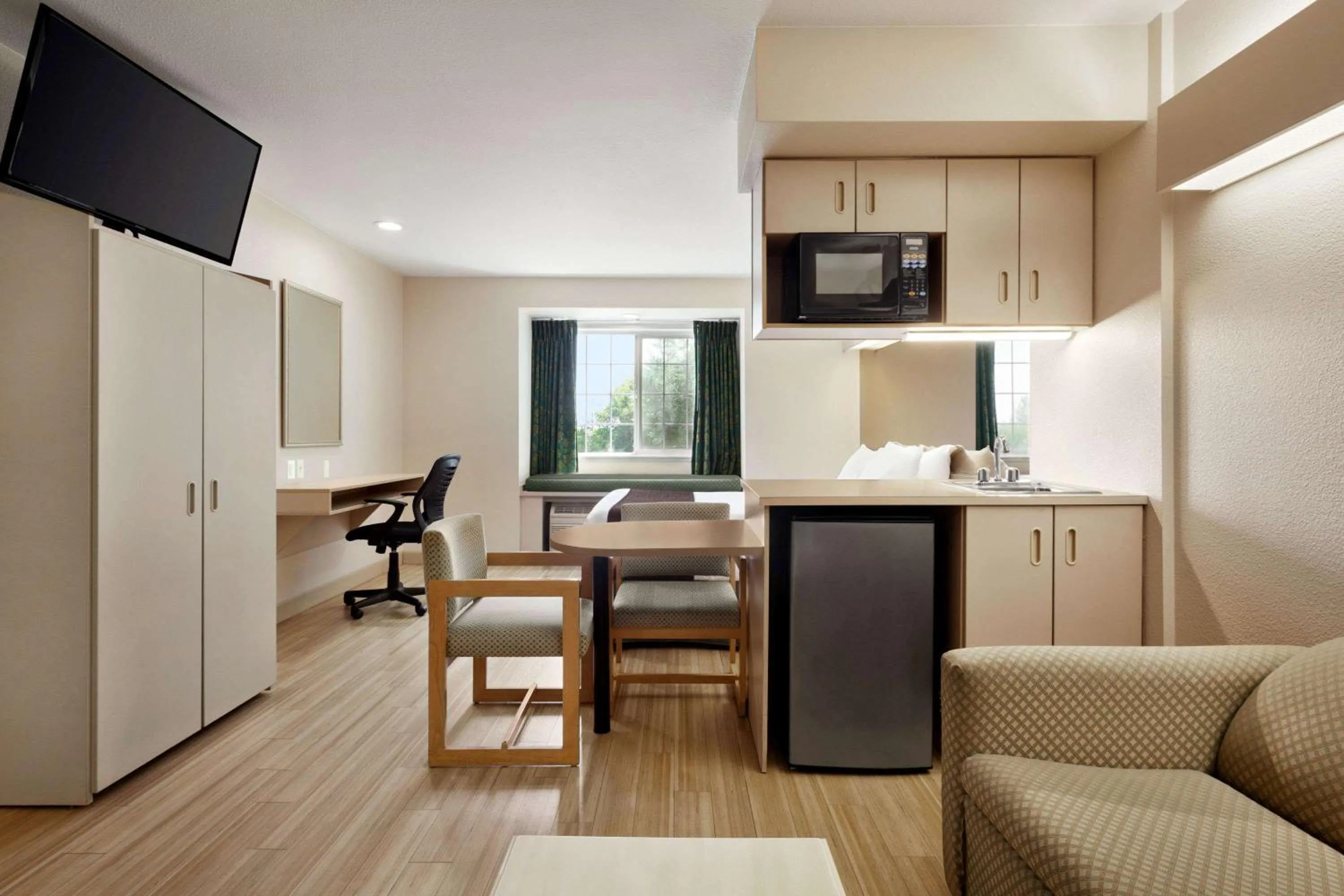 Photo of the whole room in Microtel Inn & Suites Lodi