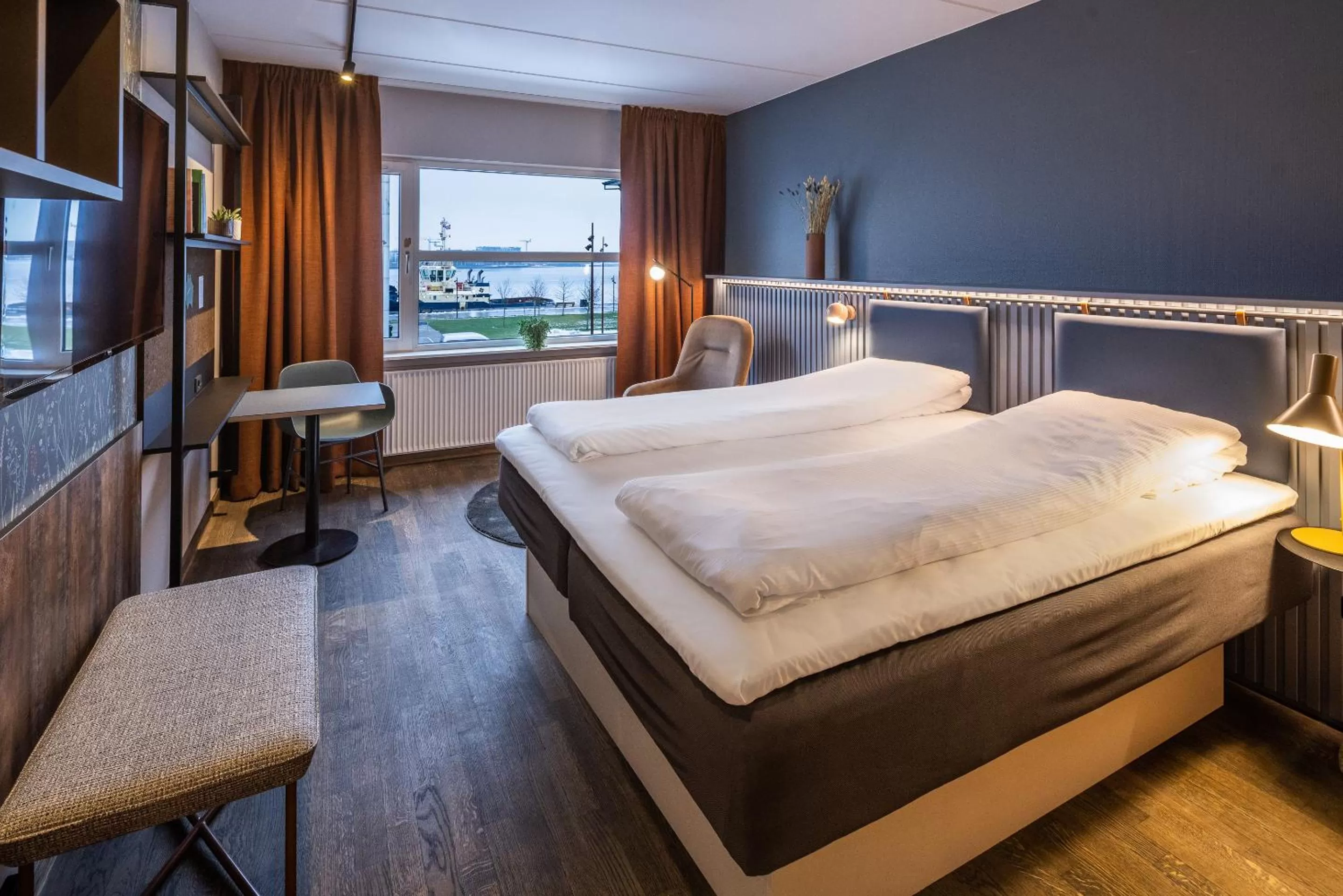 Deluxe Double Room with Sea View - single occupancy in Pier 5 Hotel