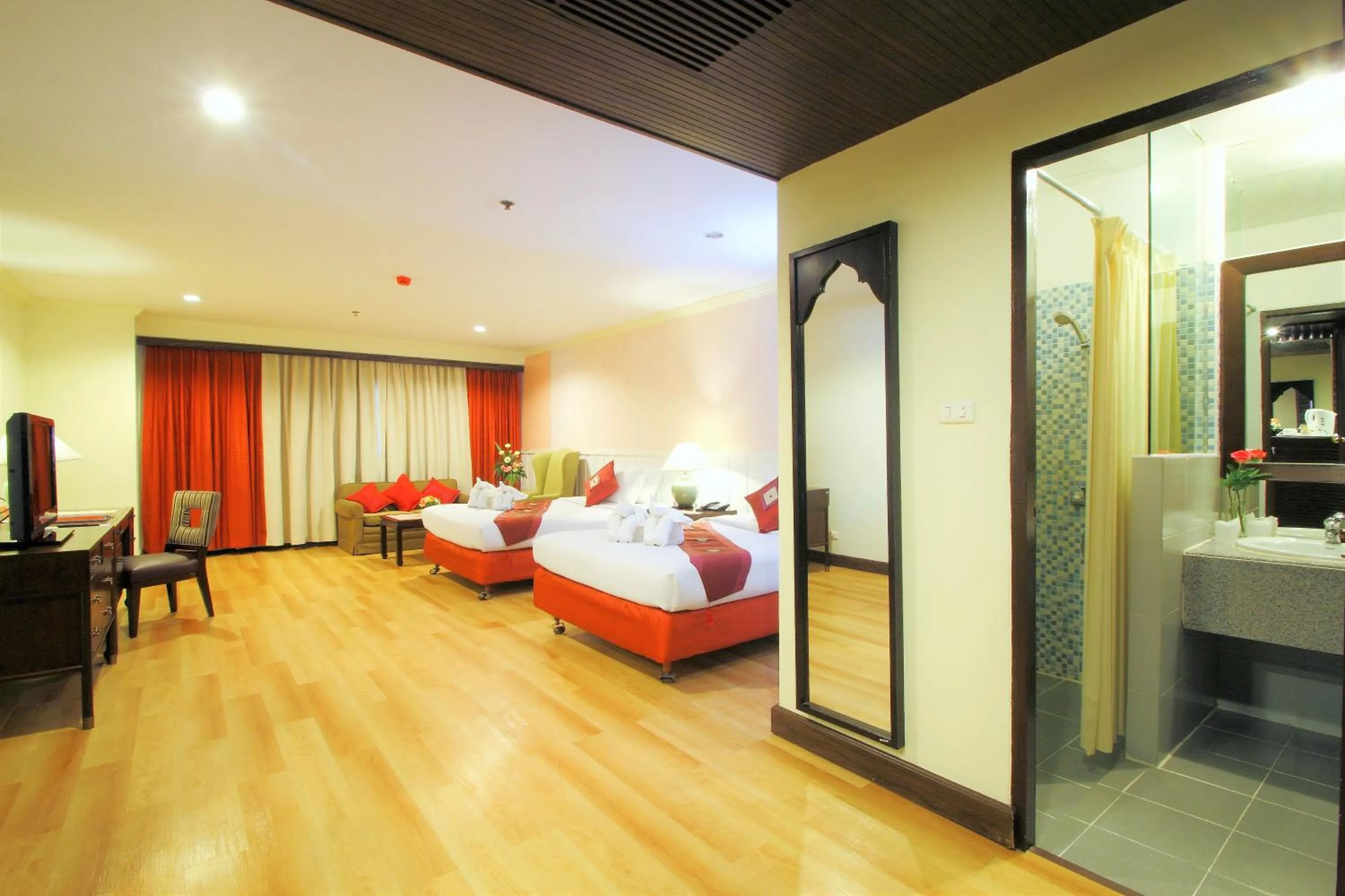 Deluxe Double Room in Princeton Bangkok Hotel