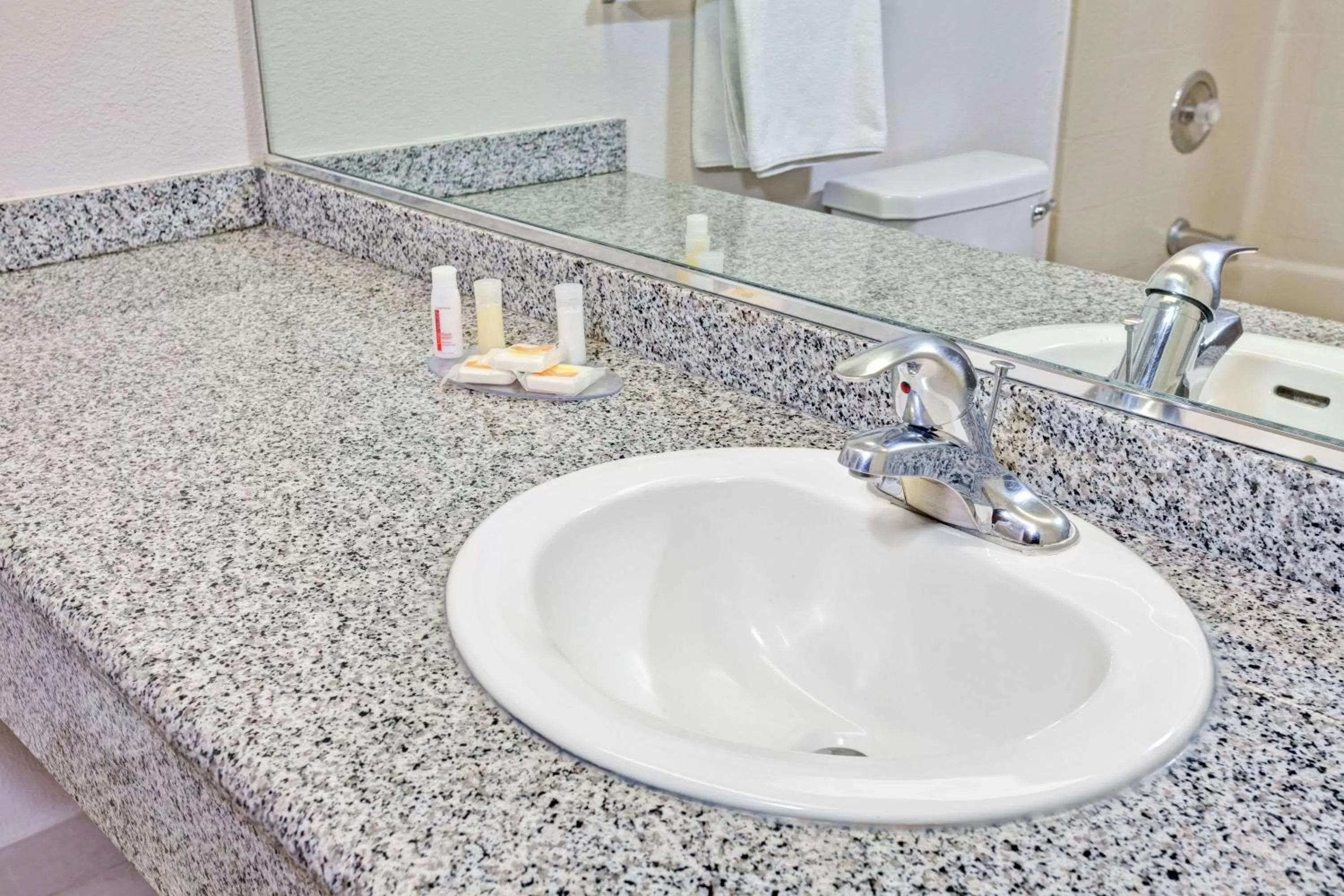 King Room, Disability Access, Non-Smoking in Days Inn & Suites by Wyndham Fullerton