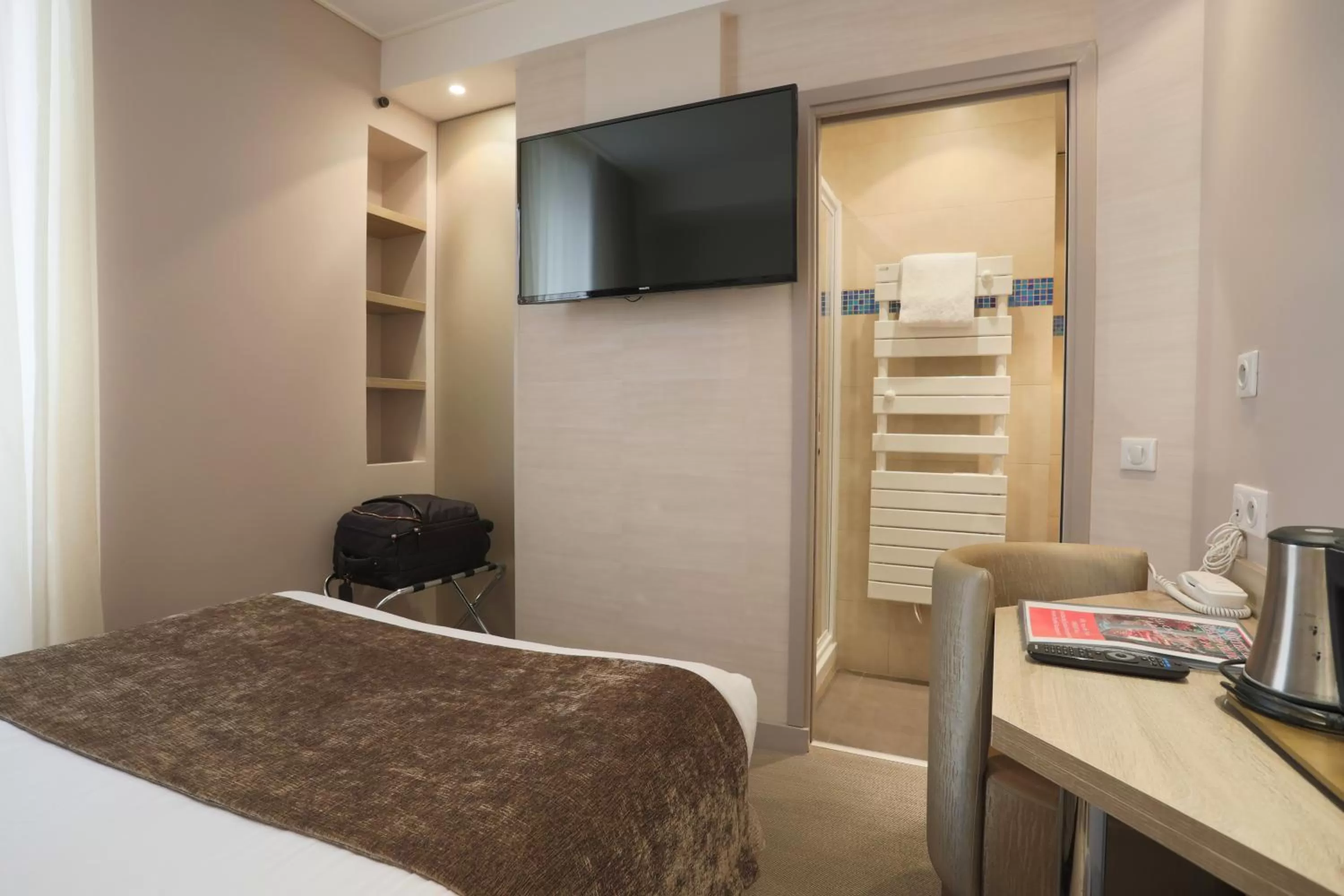 Single Room in Hôtel de la Fontaine