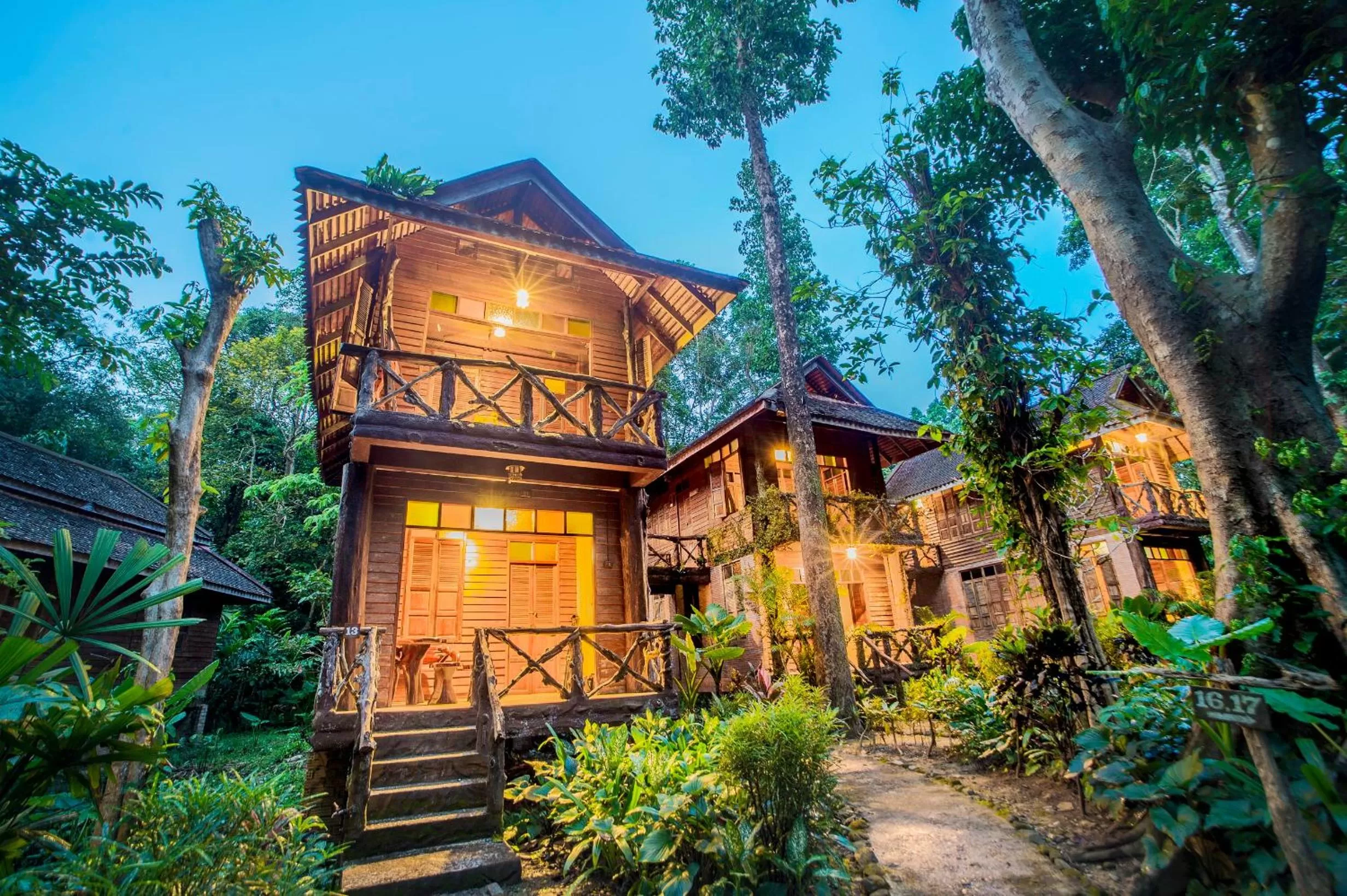 Triple Room in Art's Riverview Lodge