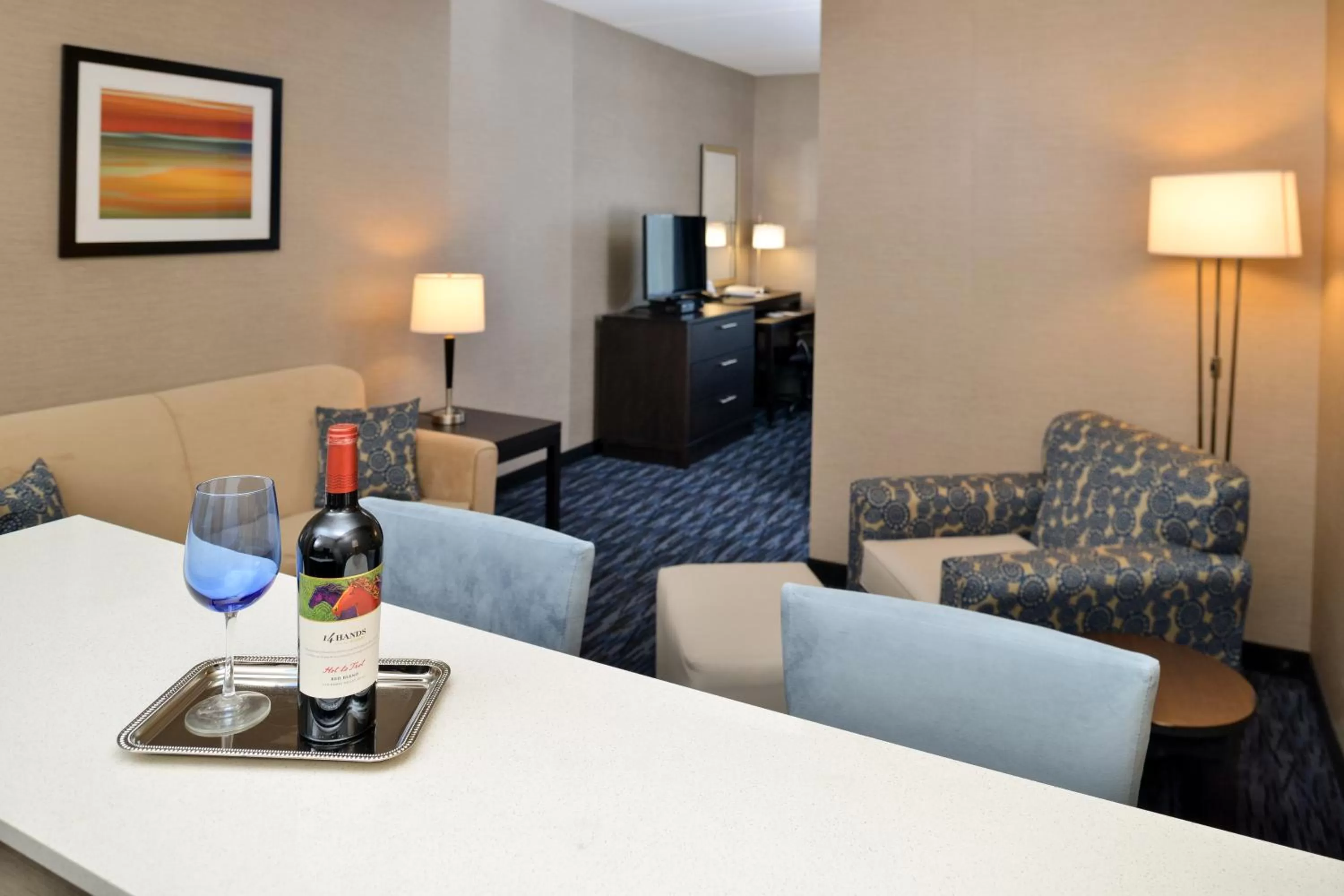 King Suite - Communication Accessible in Holiday Inn Express & Suites Peekskill-Lower Hudson Valley by IHG