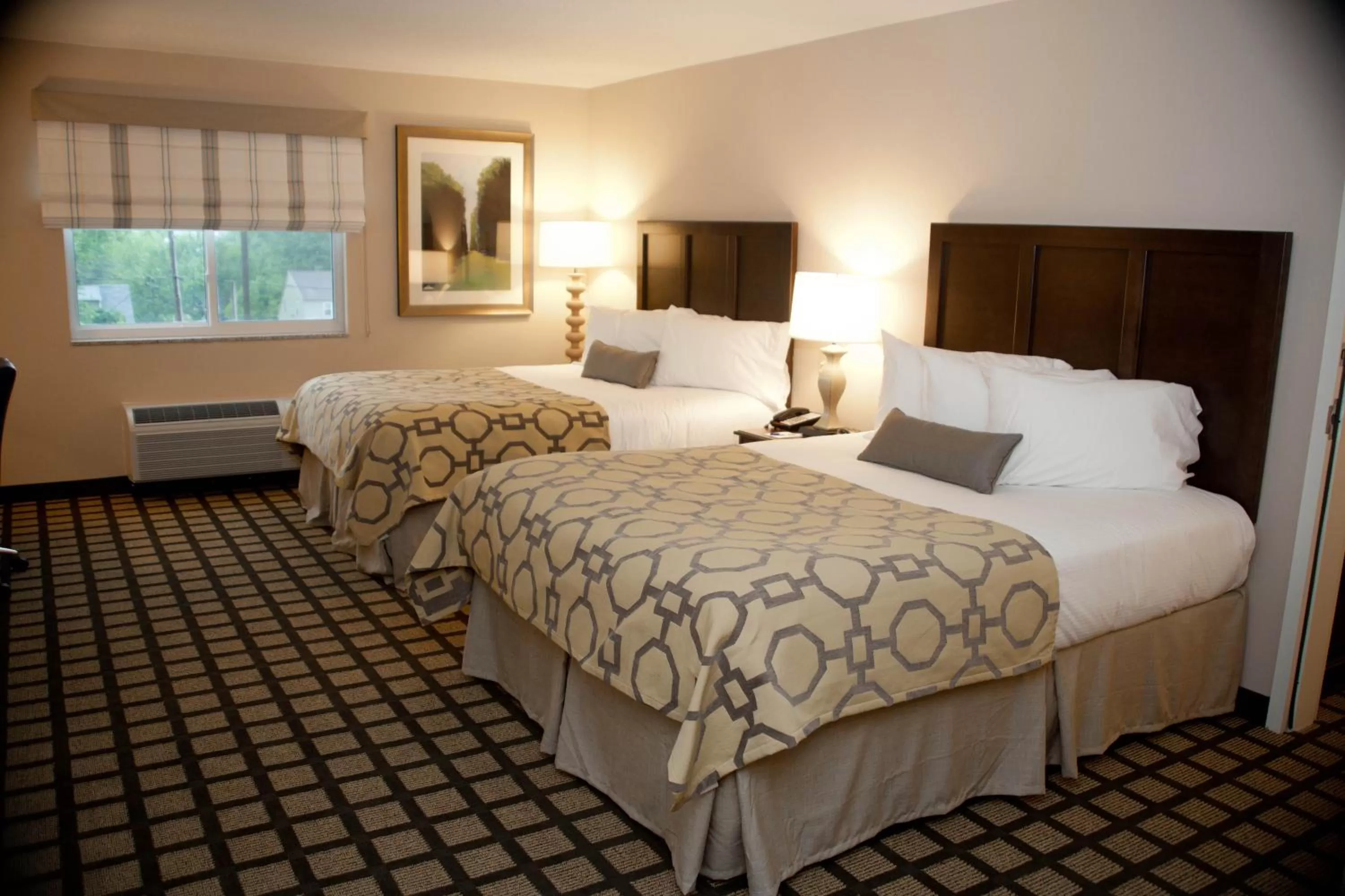 Standard Queen Room with Two Queen Beds in Baymont by Wyndham Erie