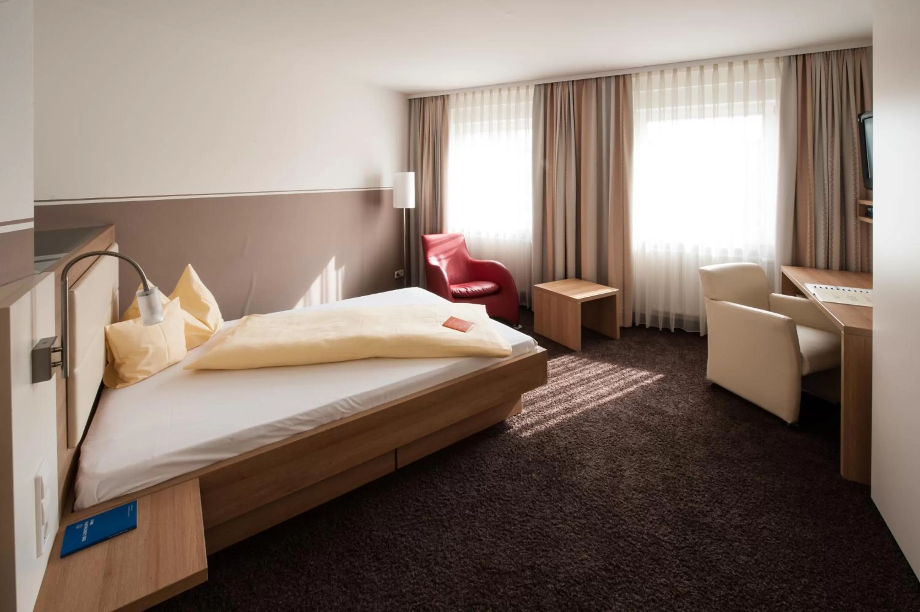 Superior King Room in Landschloss Korntal