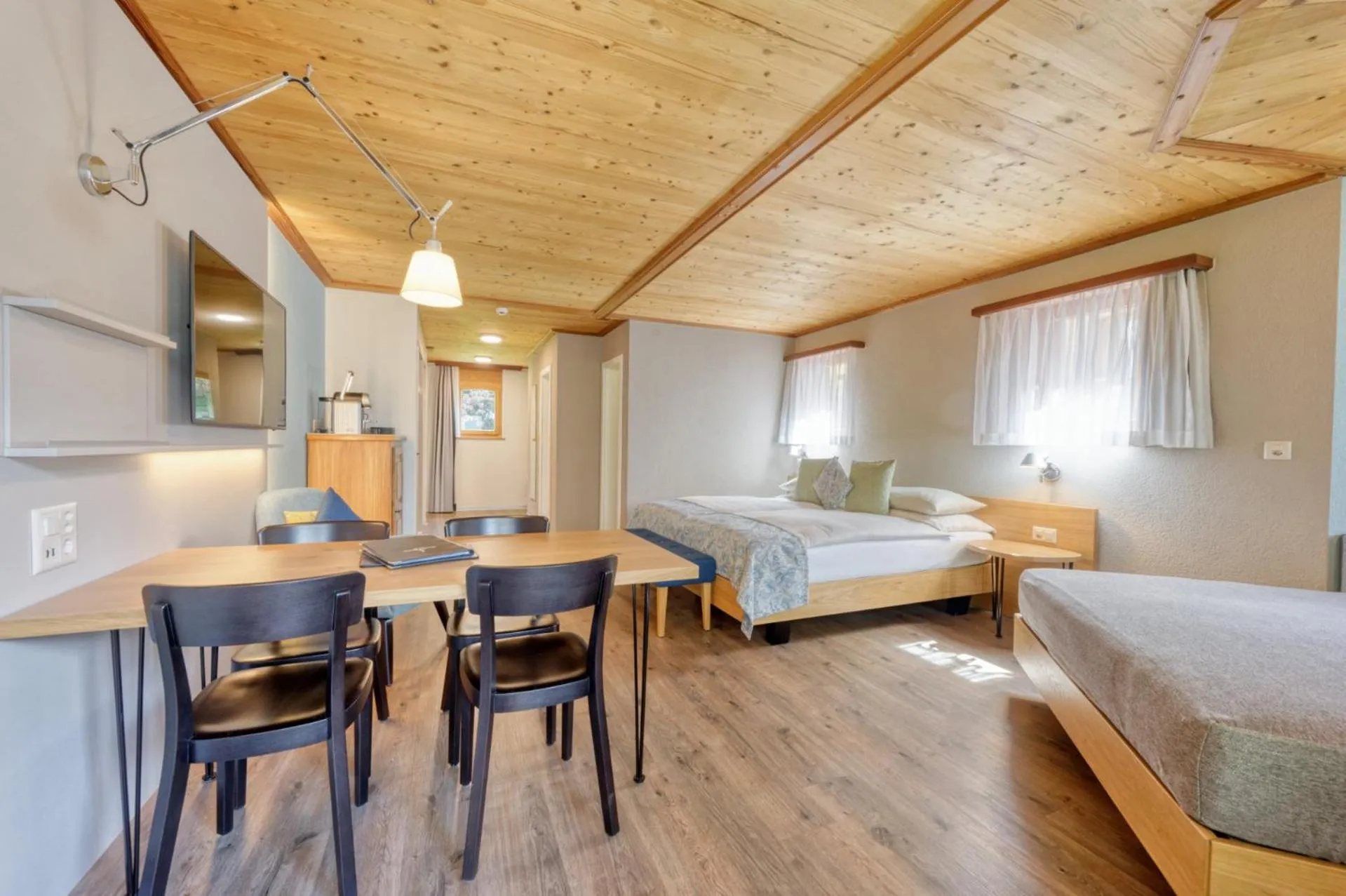 Corner Junior Suite in Hotel Simi