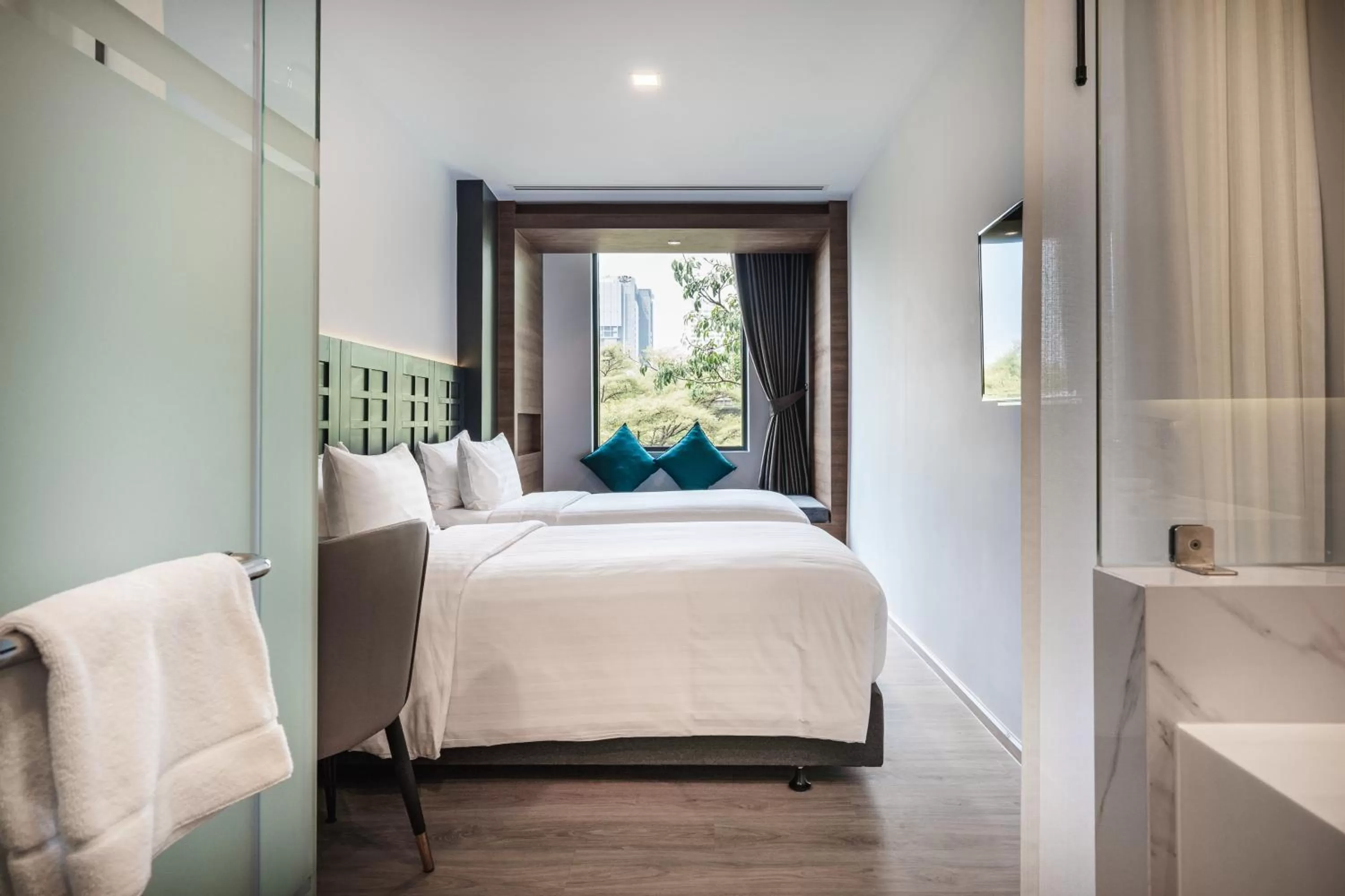 Superior Twin Room in VIX Bangkok at Victory Monument