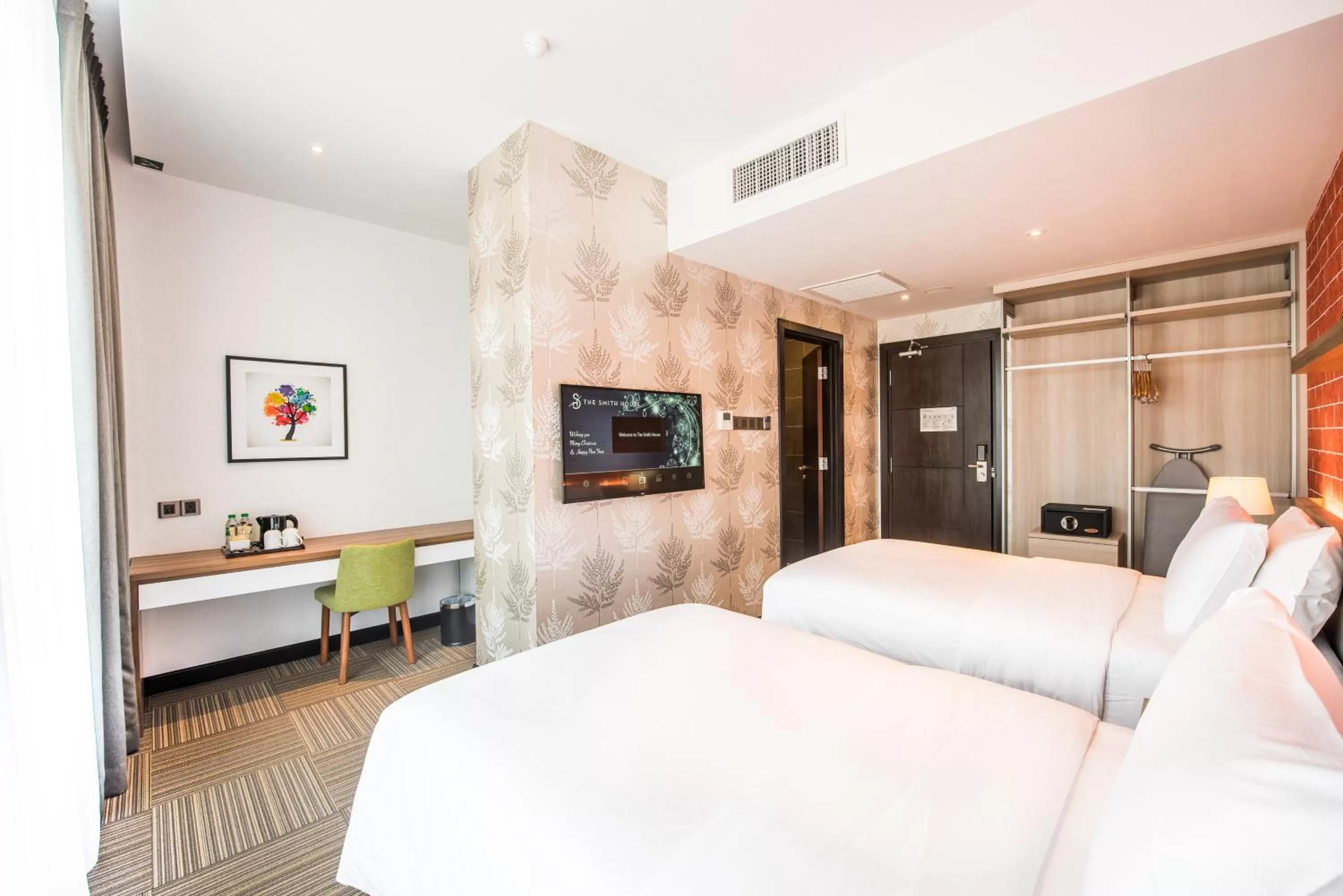 Artist Twin Room in The Smith House