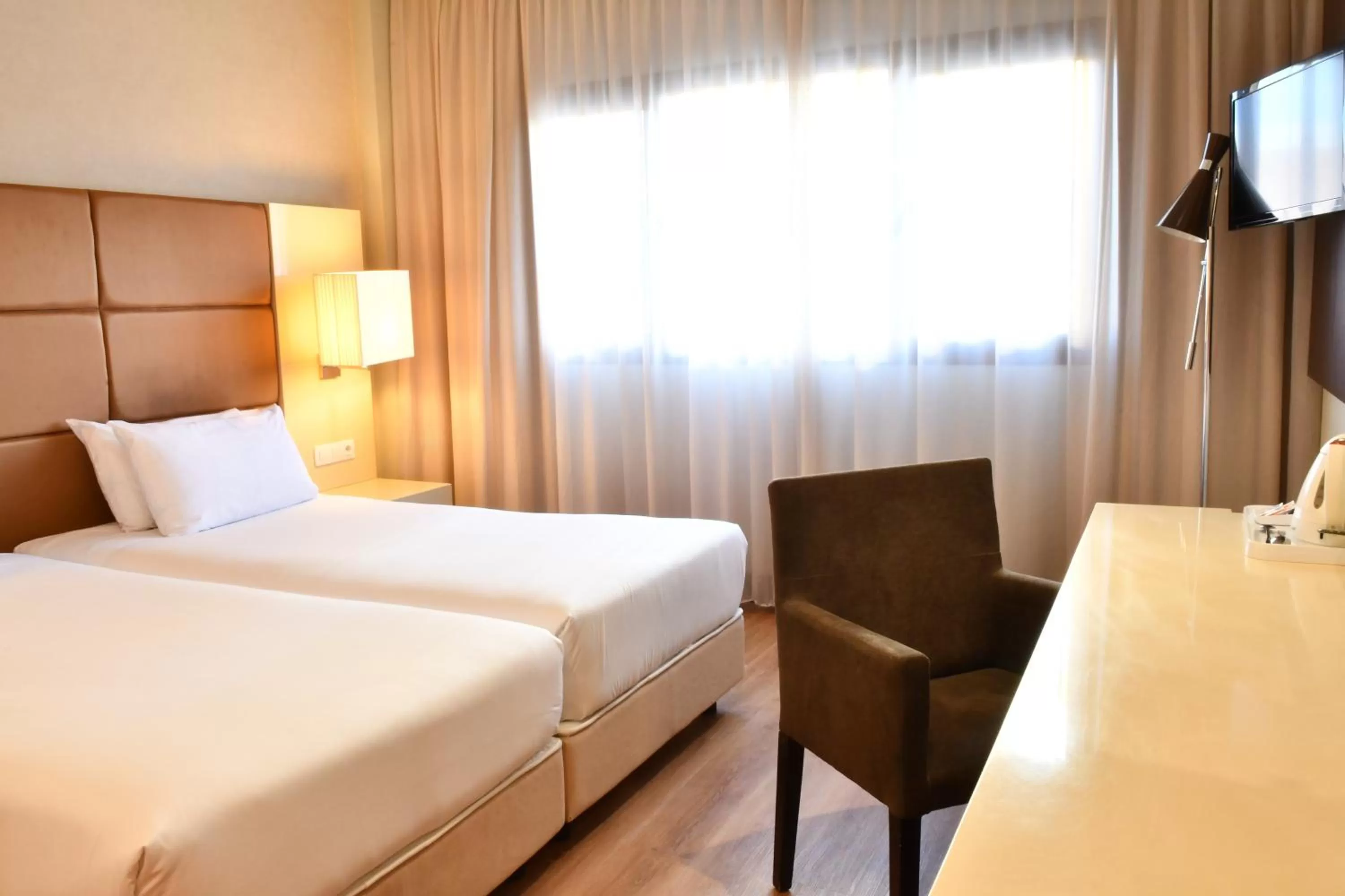 Standard Twin Room - Disability Access in Holiday Inn Madrid - Las Tablas by IHG