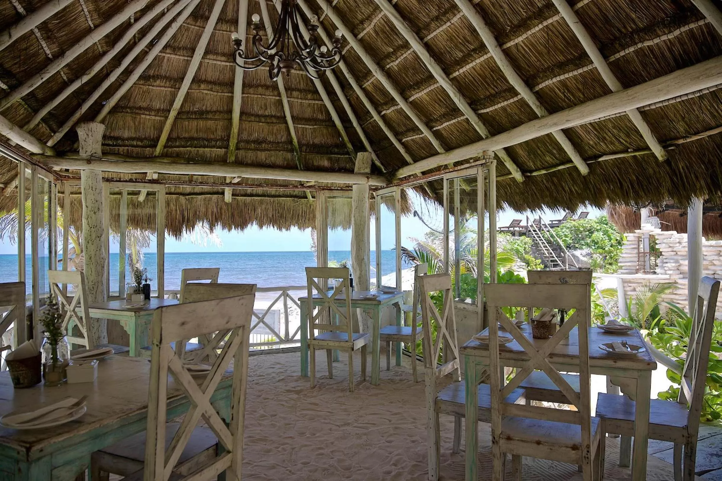 Restaurant/places to eat in Punta Piedra Beach Posada