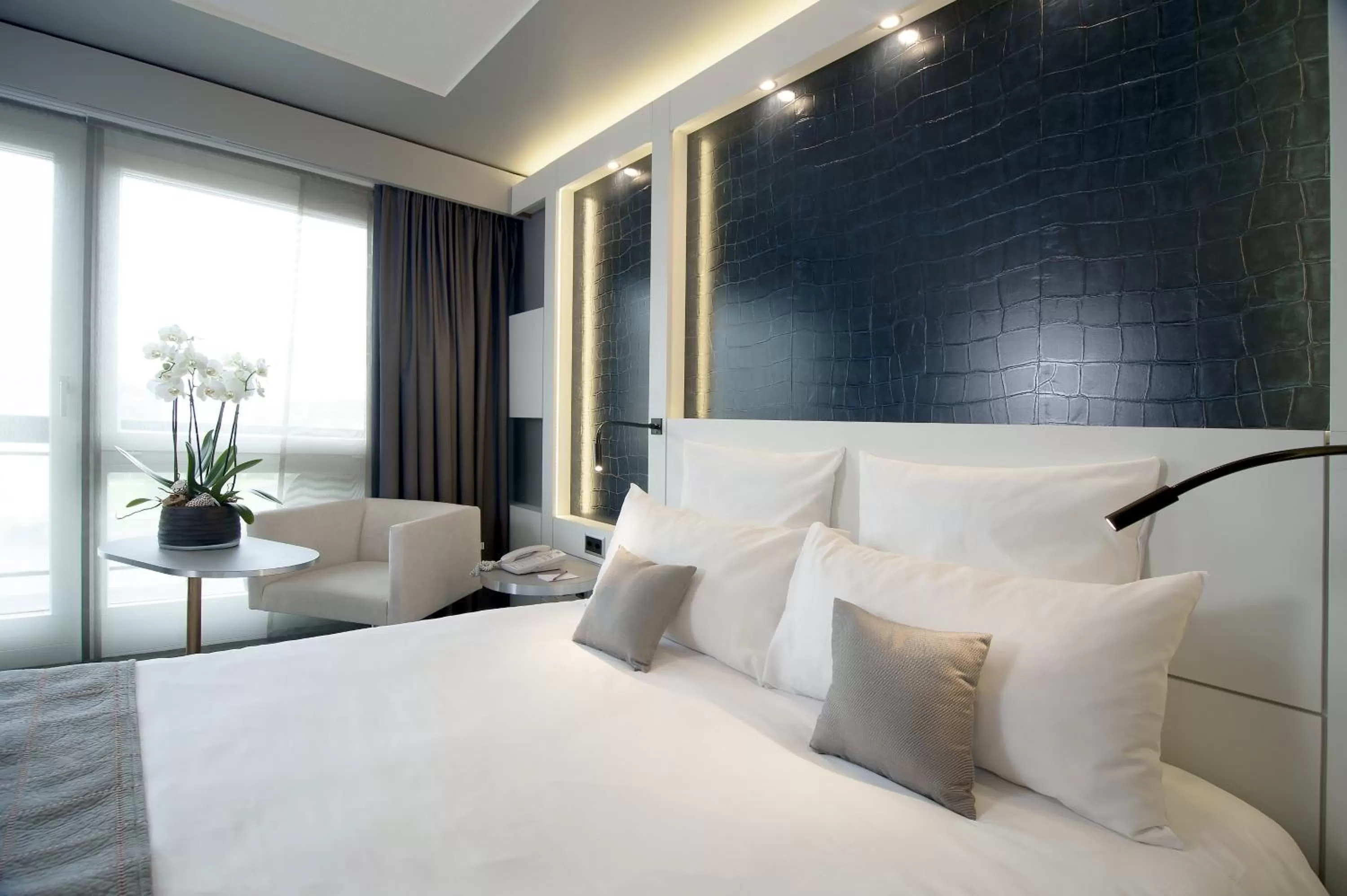 Bed in Mercure Biel