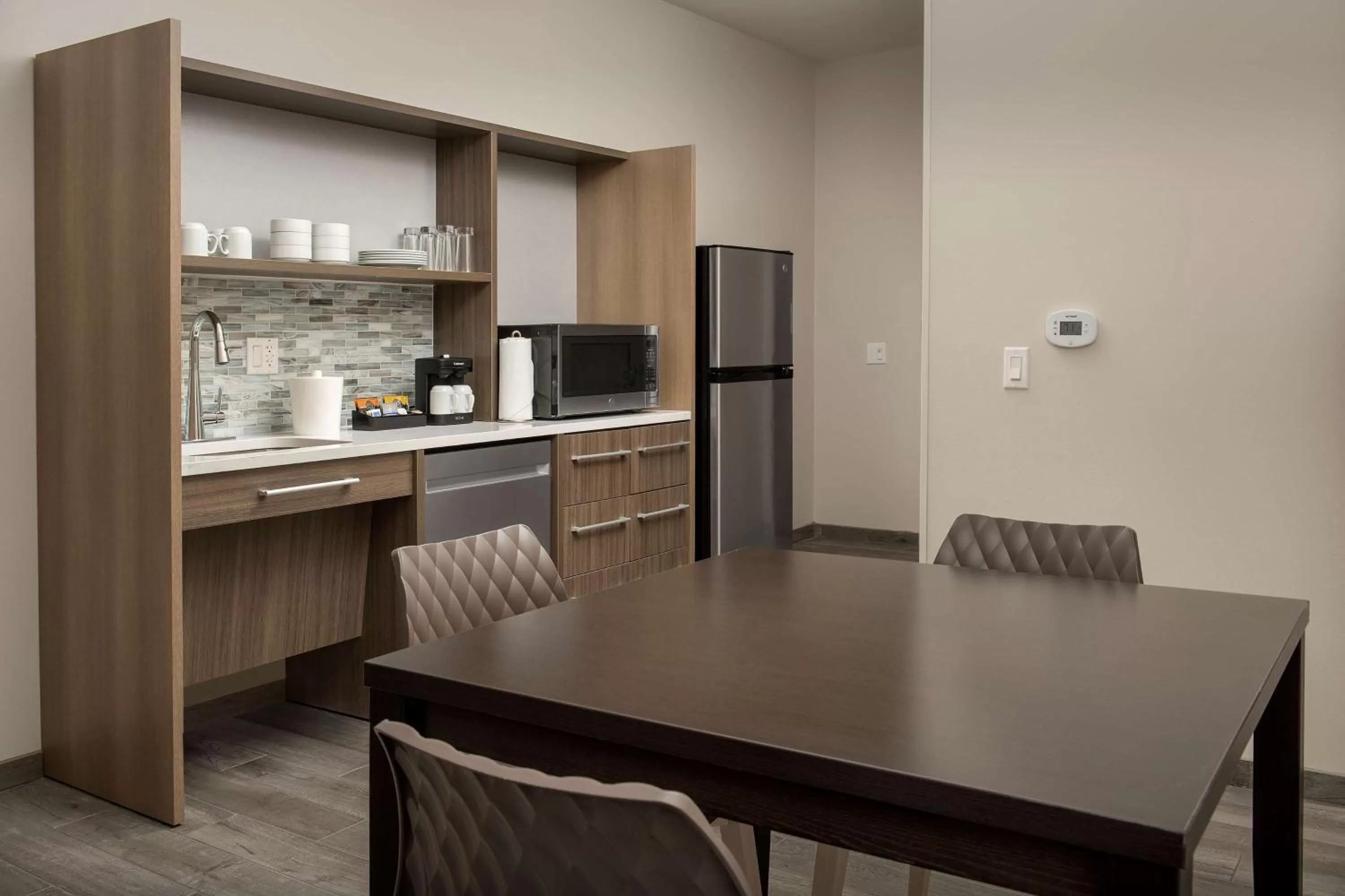 King Suite - Mobility Access/Non-Smoking in Home2 Suites By Hilton Kenner New Orleans Arpt