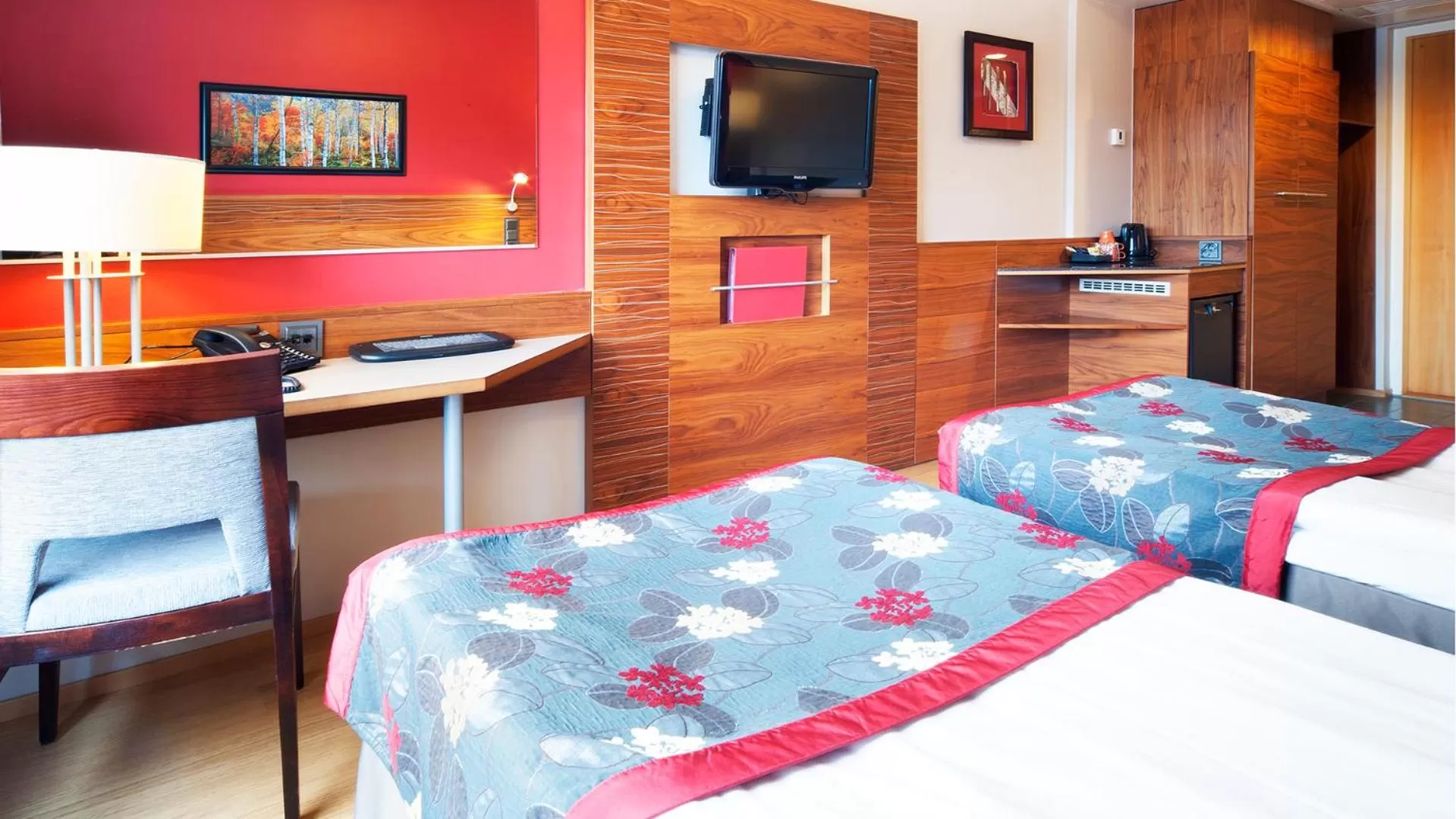 Standard Twin Room in Hotel Haaga Central Park