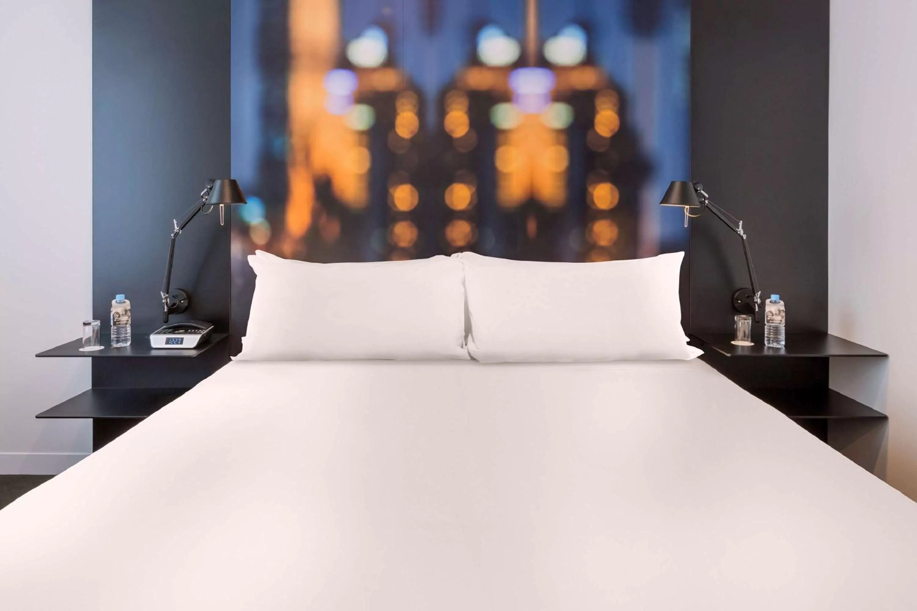 Deluxe Room in Radisson On Flagstaff Gardens Melbourne