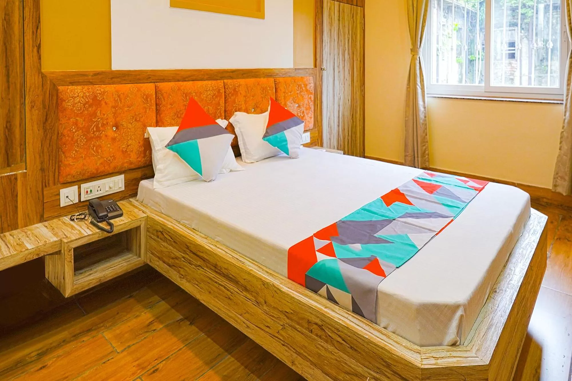 Deluxe Room - single occupancy in FabHotel Quest - Nr Quest Mall