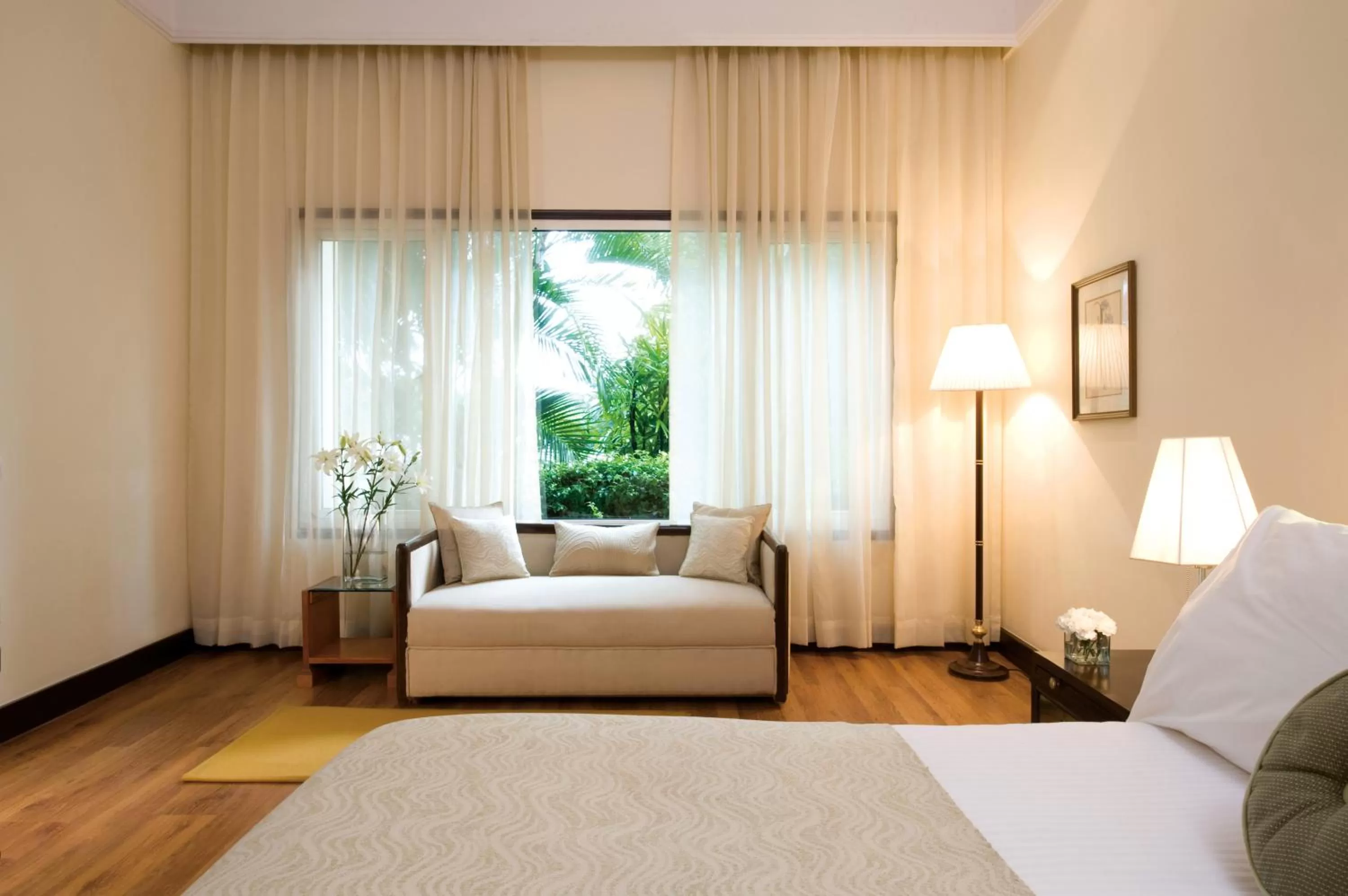 Executive Suite with Separate living room. - single occupancy in Gateway Nashik