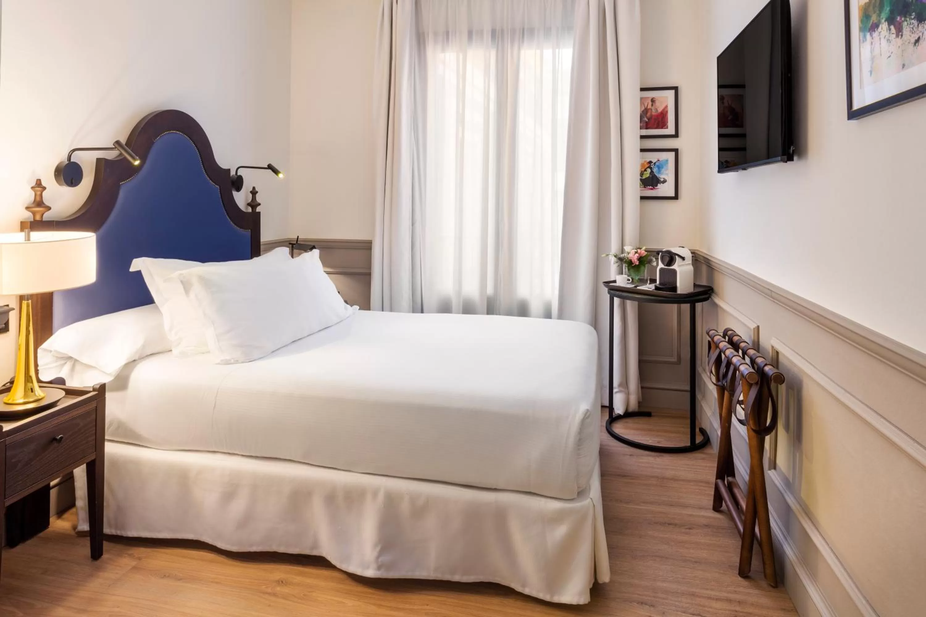 Single Room in H10 Corregidor Boutique Hotel