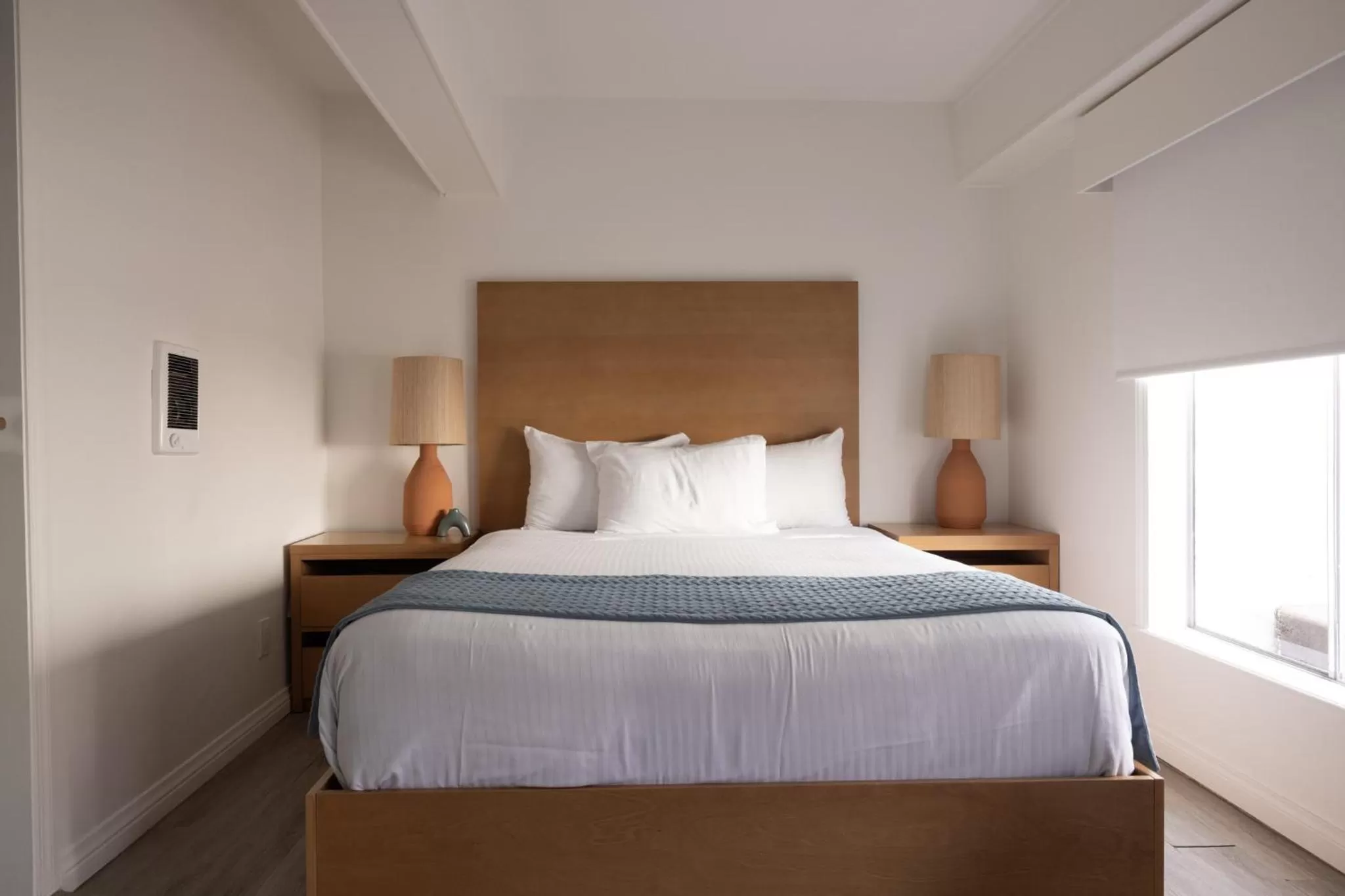 Queen Room - Disability Access in Capri Laguna on the Beach - A Boutique Hotel