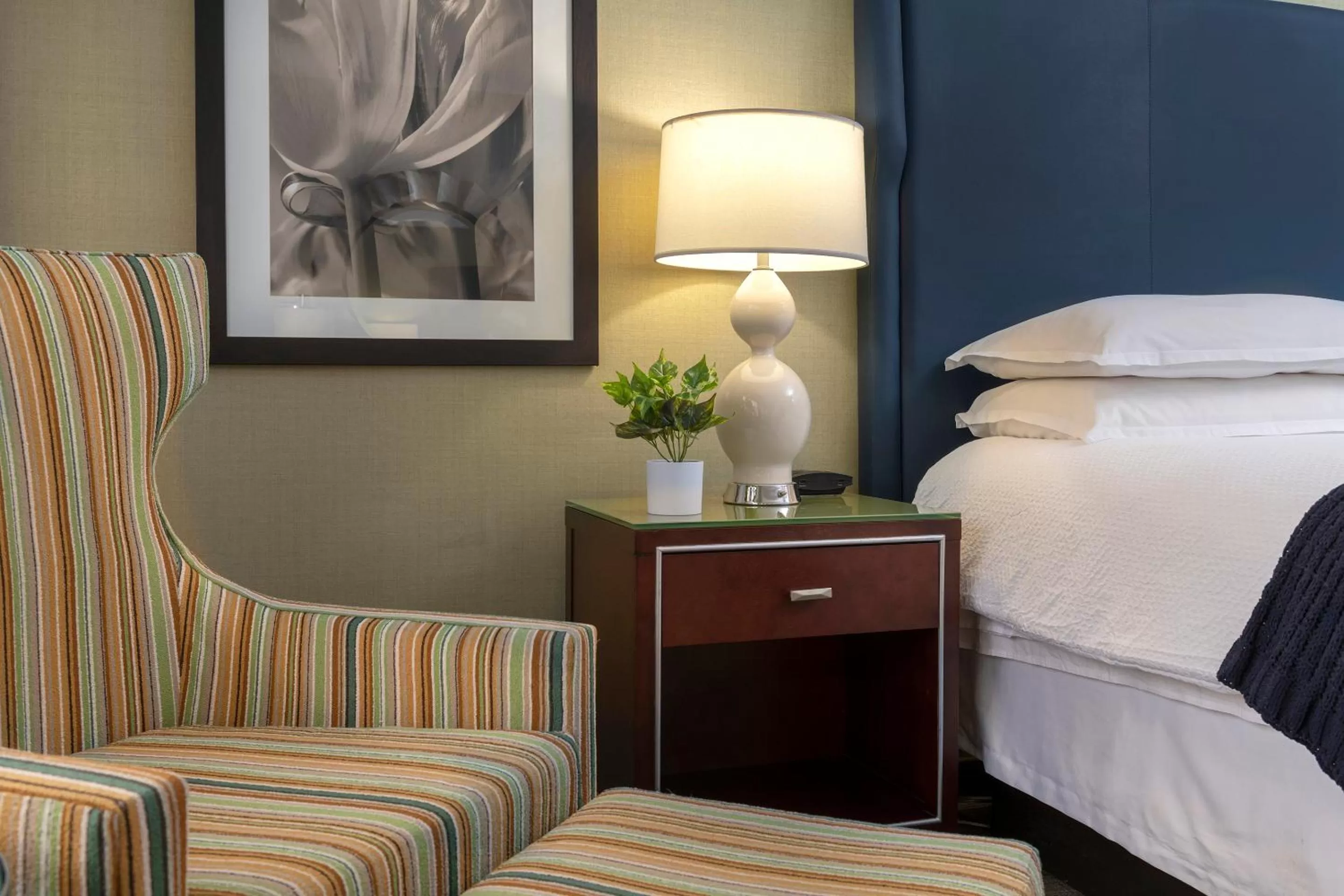 King Room - Disability Access in The Stamford Hotel