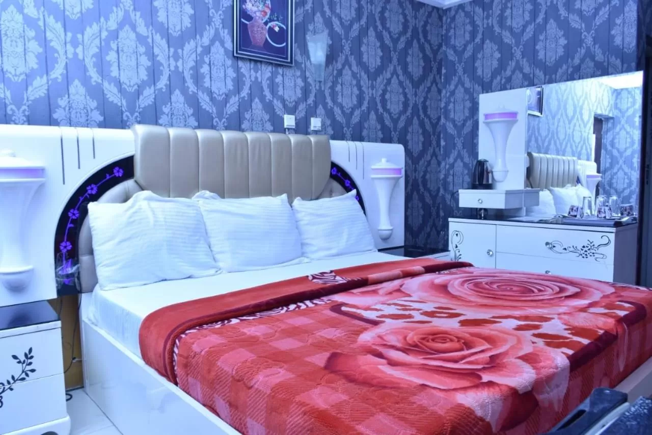 Superior Queen Room in World Class Hotel & Apartments