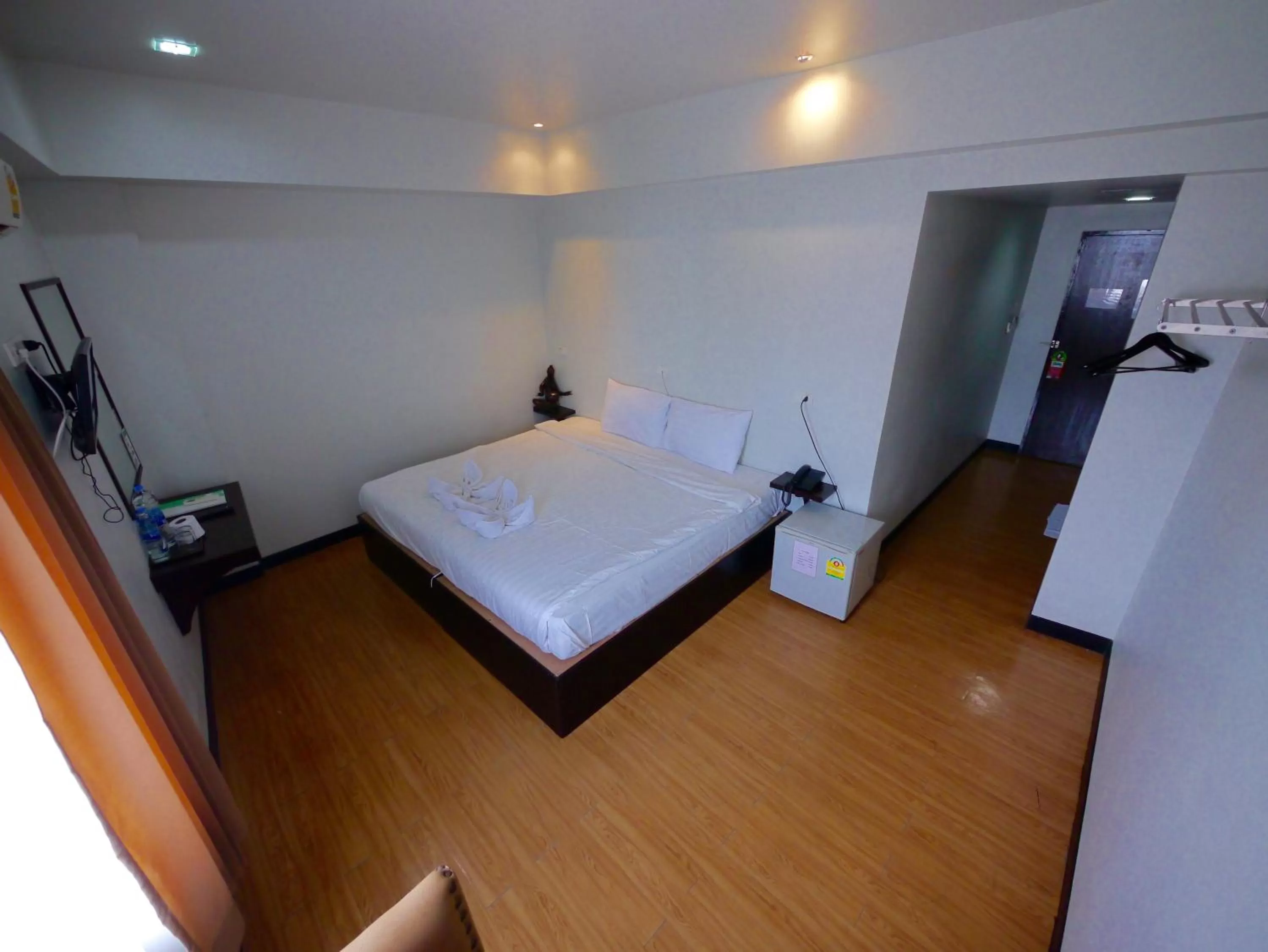 Superior Double Room in Basic Line Hotel @ Loikroh