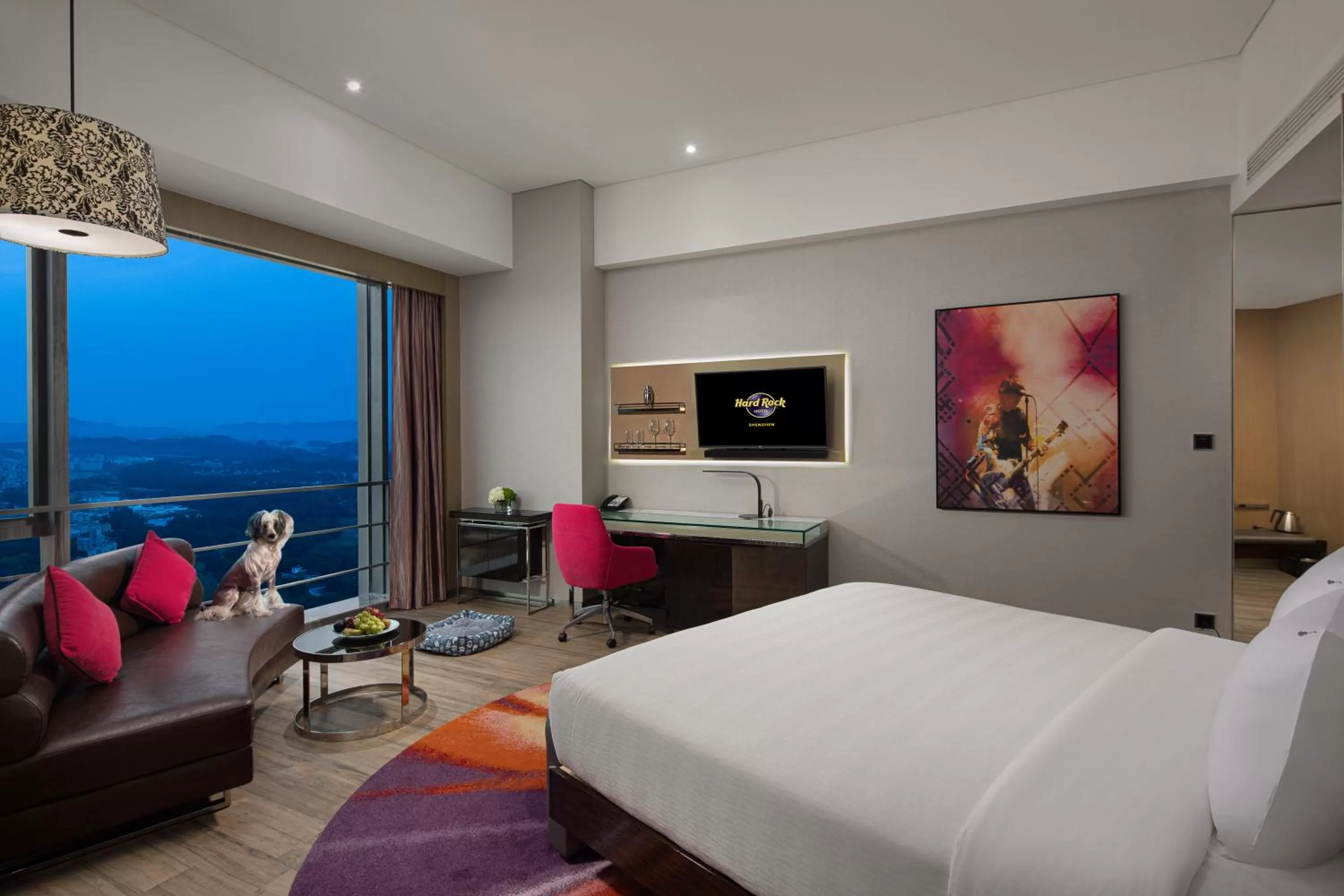 Deluxe King Room in Hard Rock Hotel Shenzhen