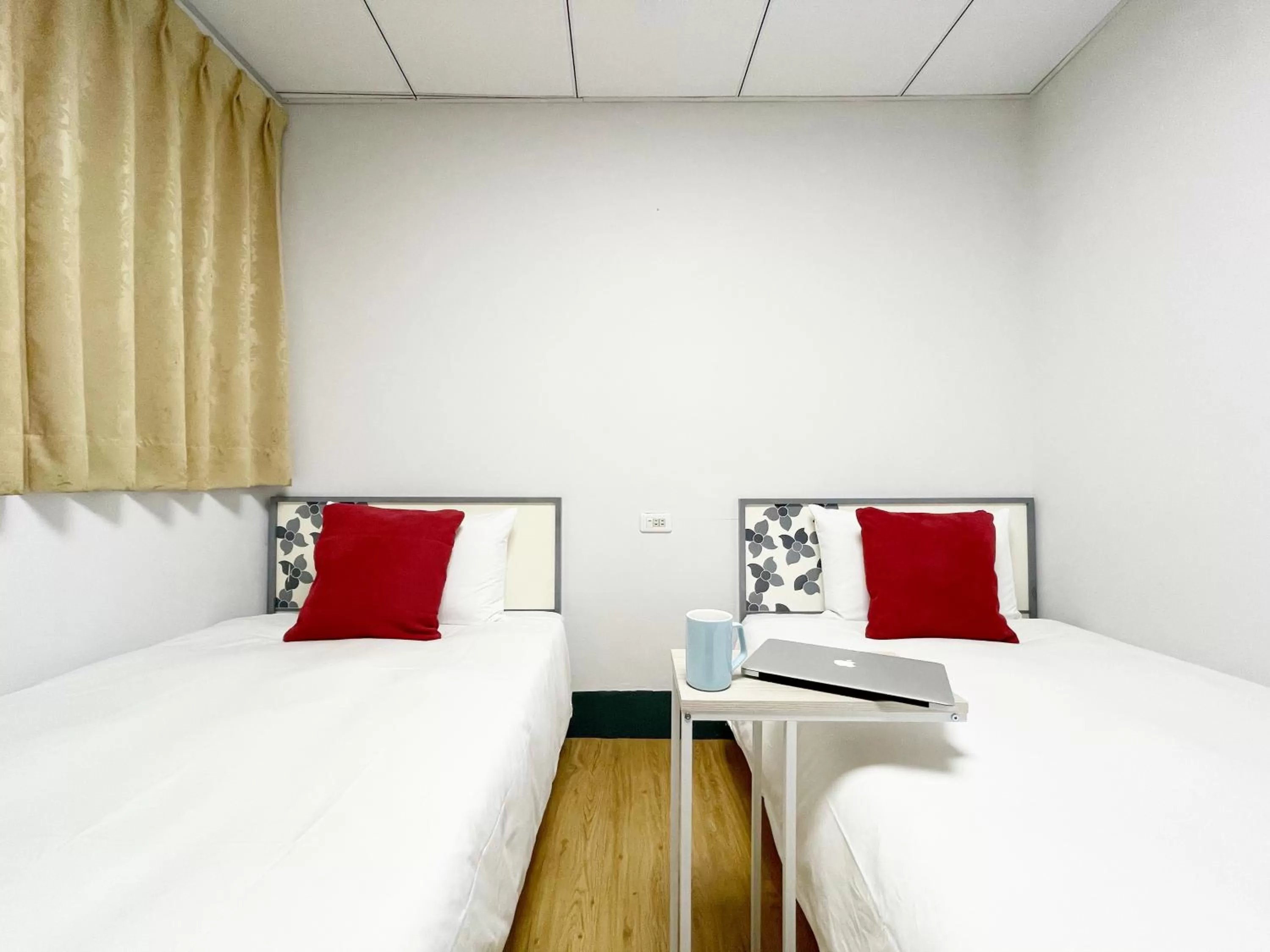 Double or Twin Room in Sharon Inn