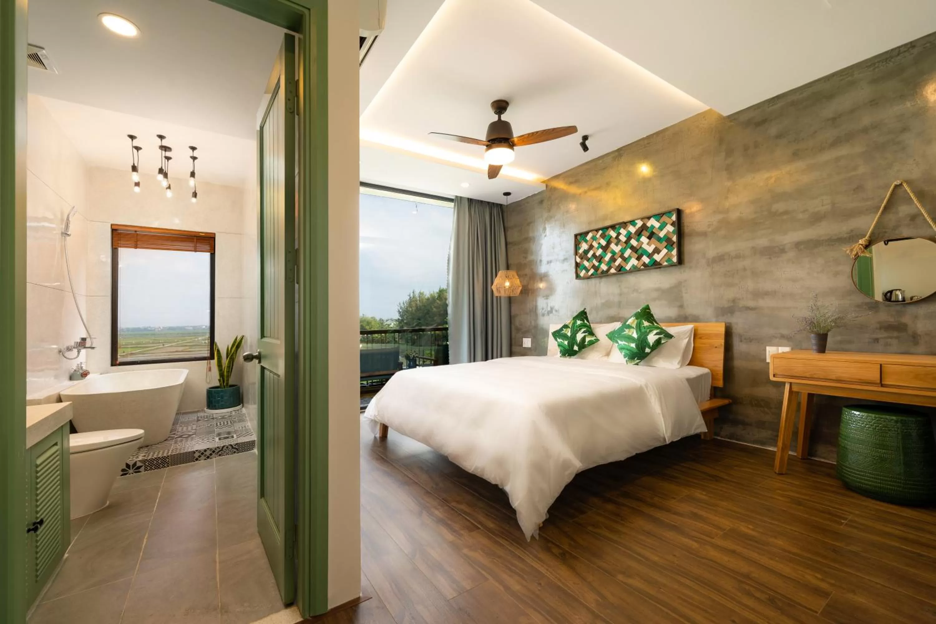 Deluxe Double Room with Balcony in Paddy Boutique House Hoian
