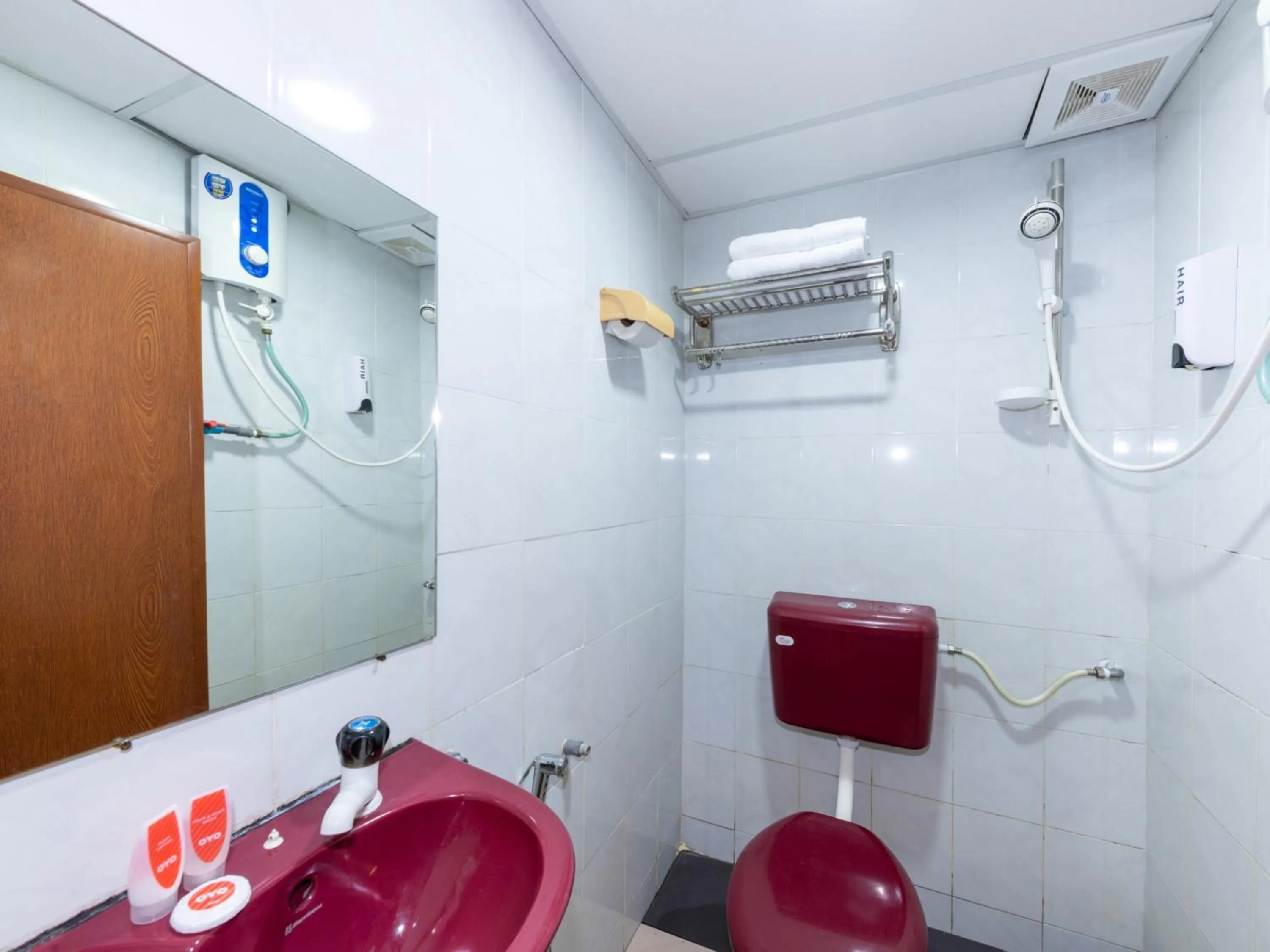 Standard Double Room in Super OYO 432 My 7days Inn