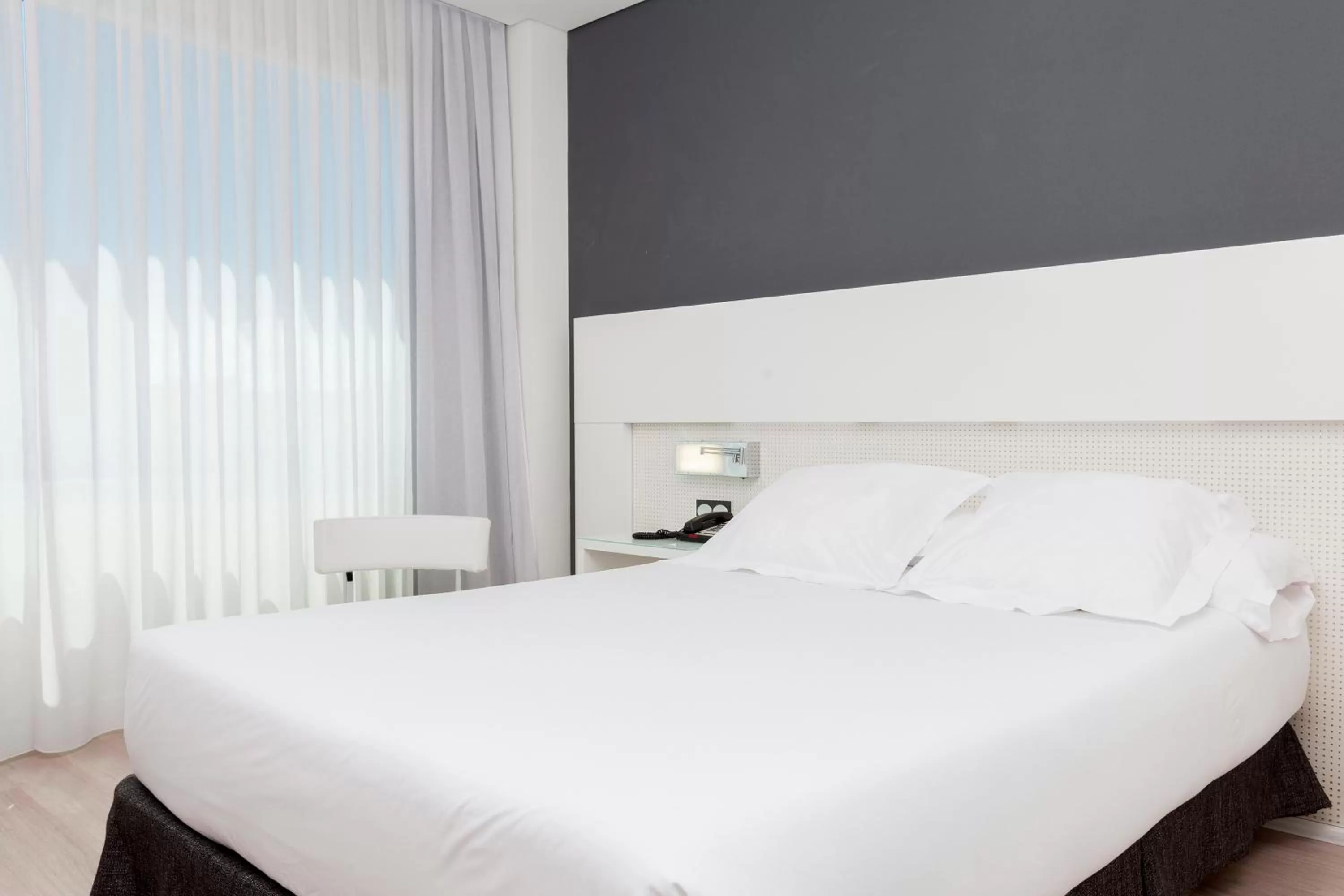 Premium Double Room with free airport shuttle in Axor Feria