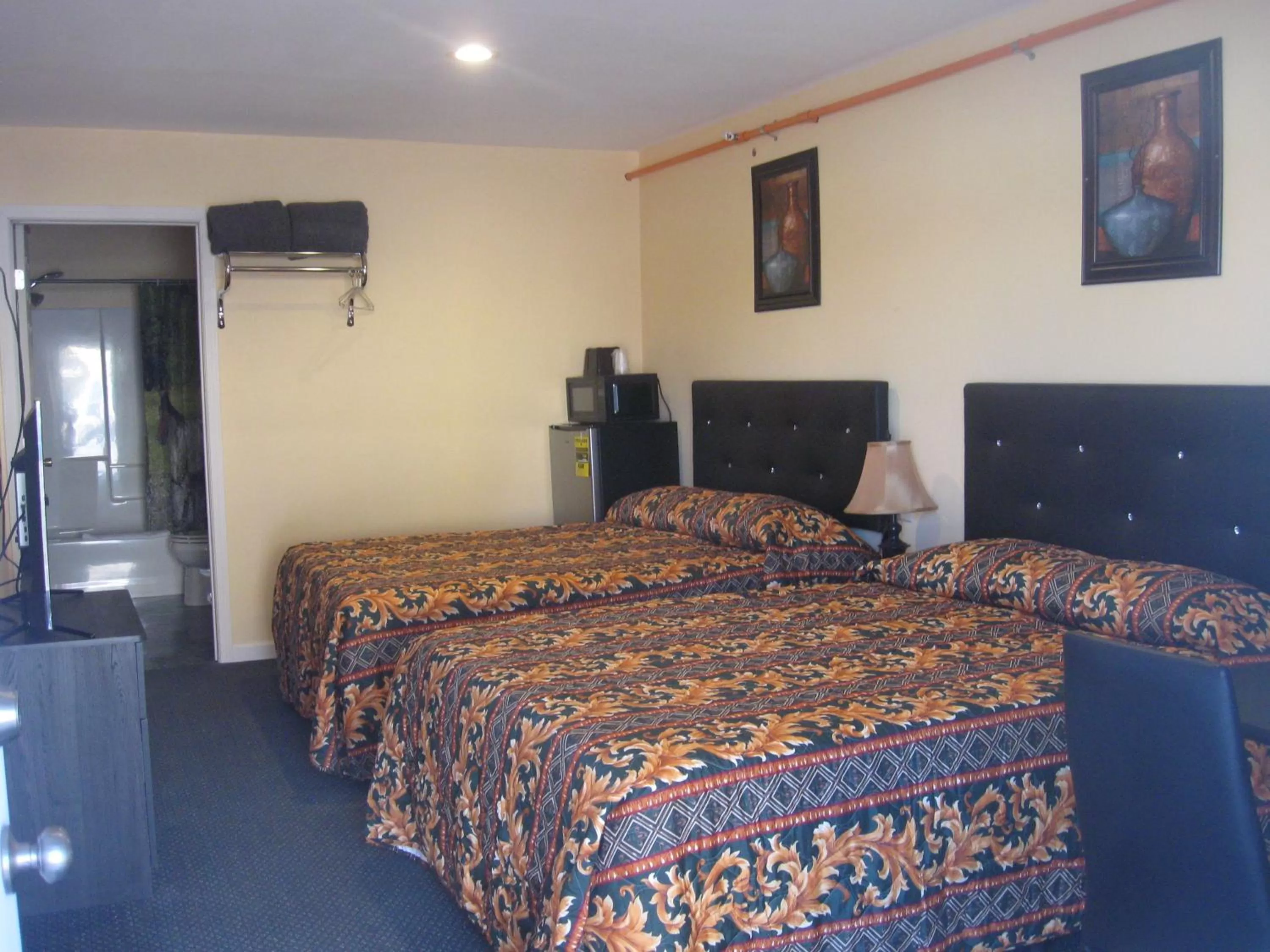 Queen Room - Disability Access in Western Motel