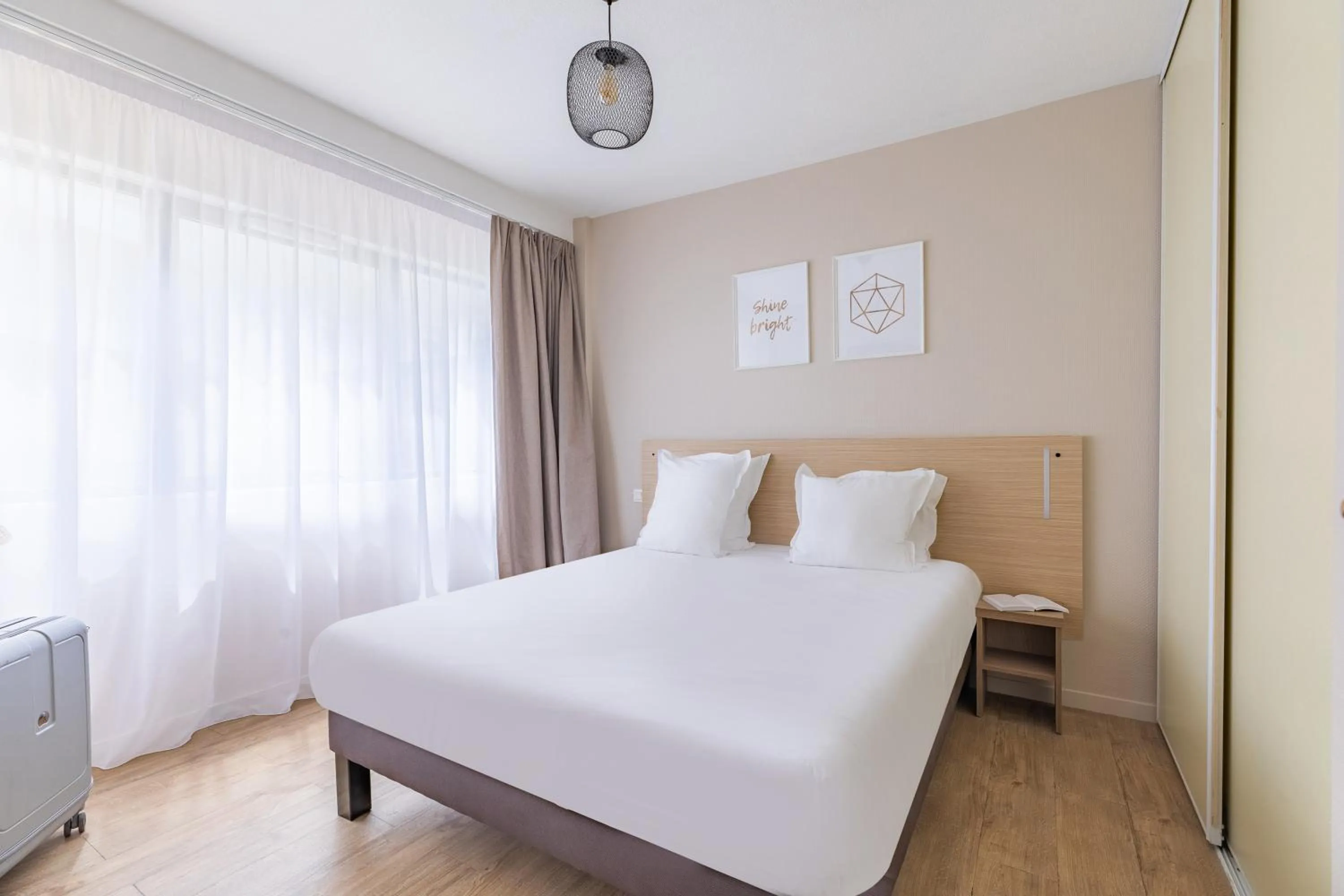 Apartment in Appart'City Classic Bordeaux Centre