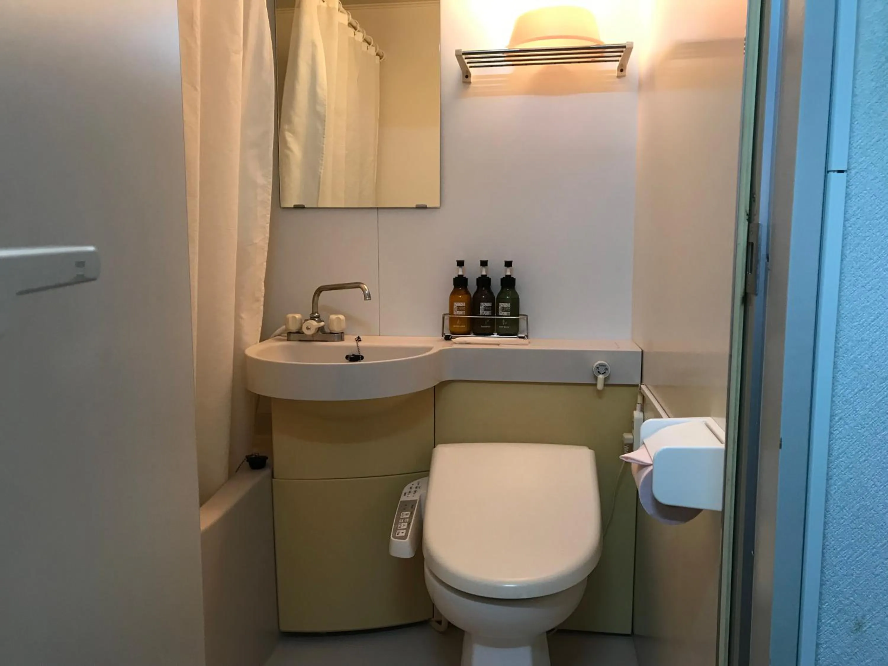 Standard Double Room with Two Double Beds in Weekly Harbourview Mansion Main Building