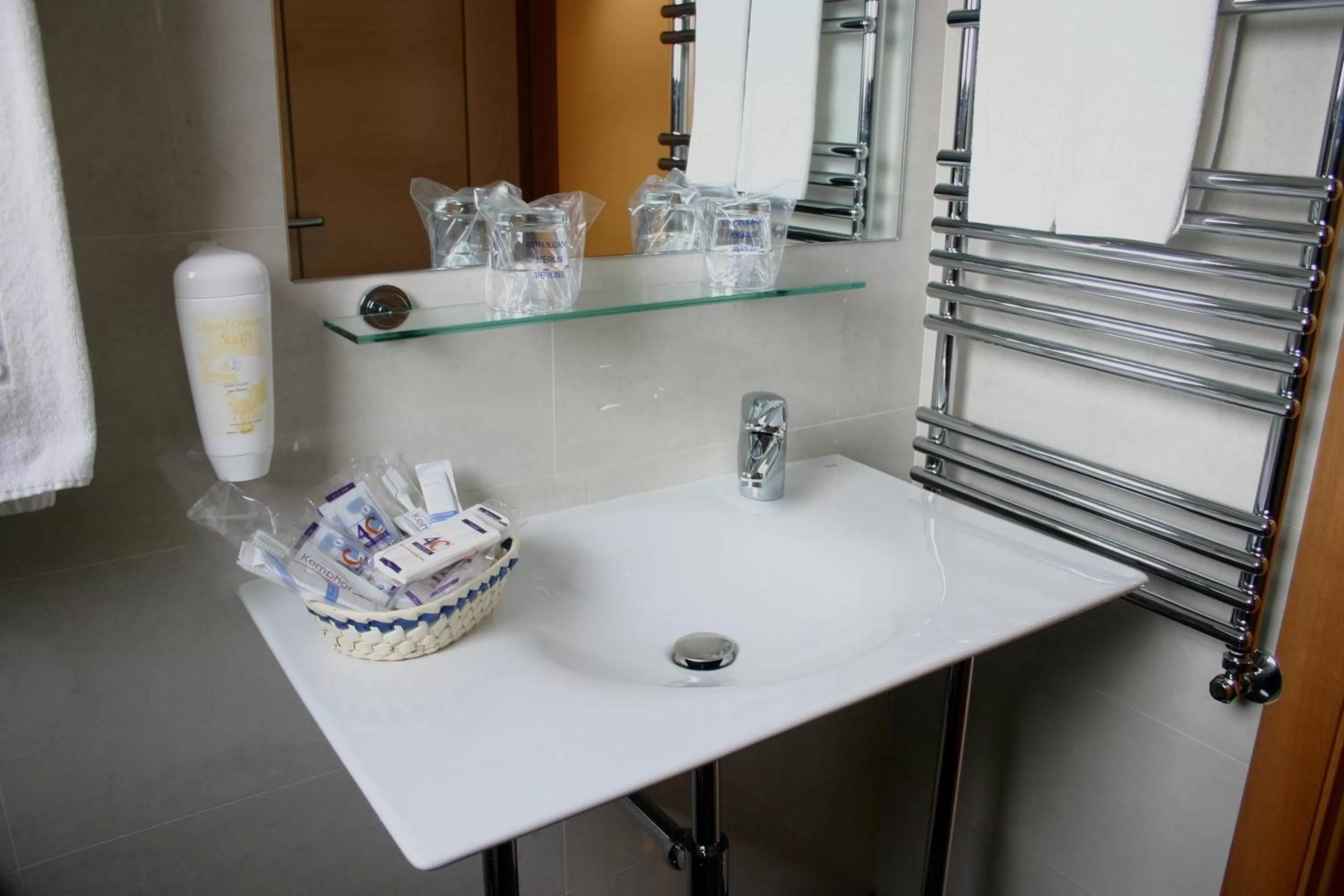 Double Room with Extra Bed in 4C Bravo Murillo