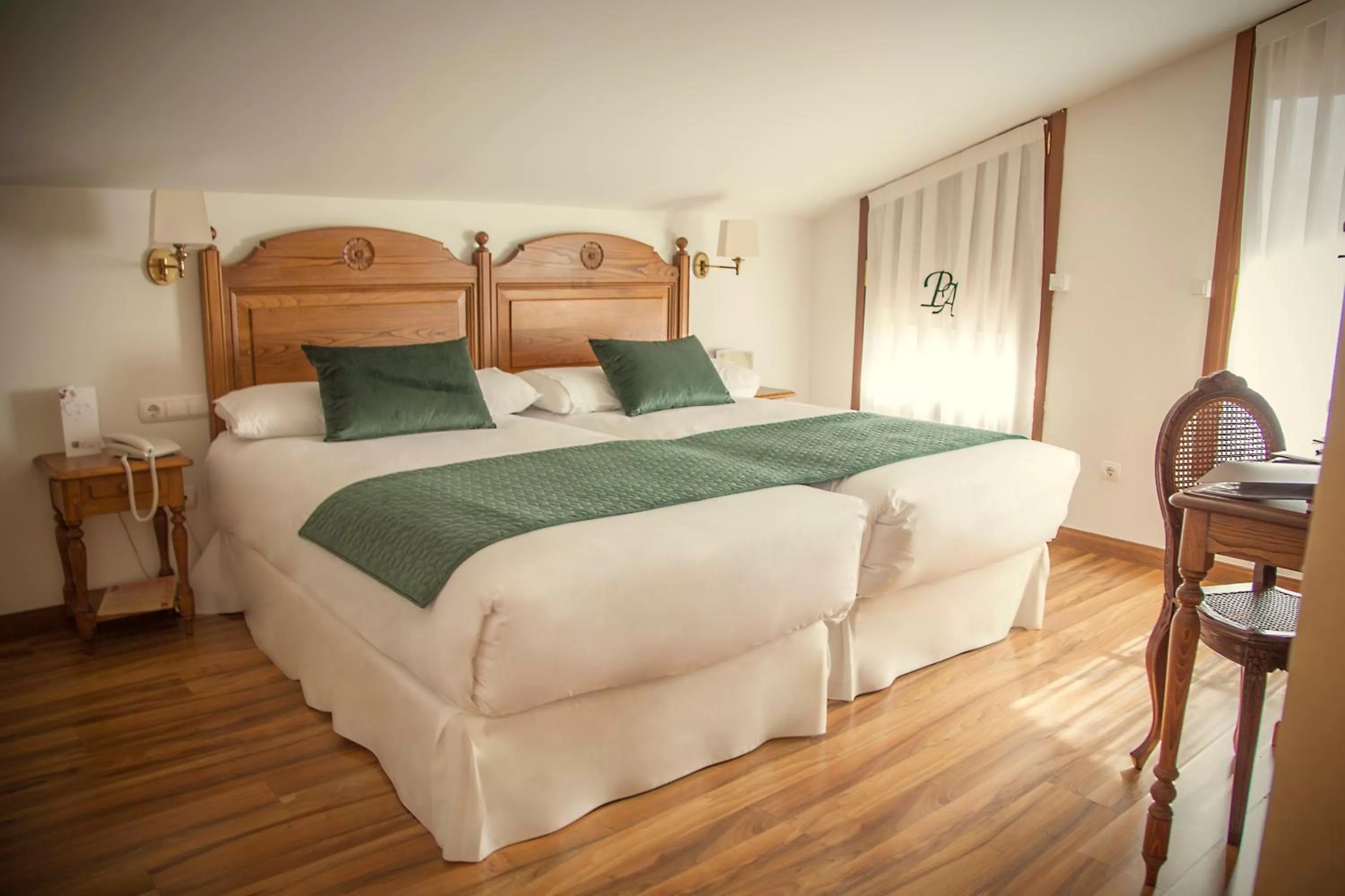 Twin Room - single occupancy in Palacio Azcárate Hotel