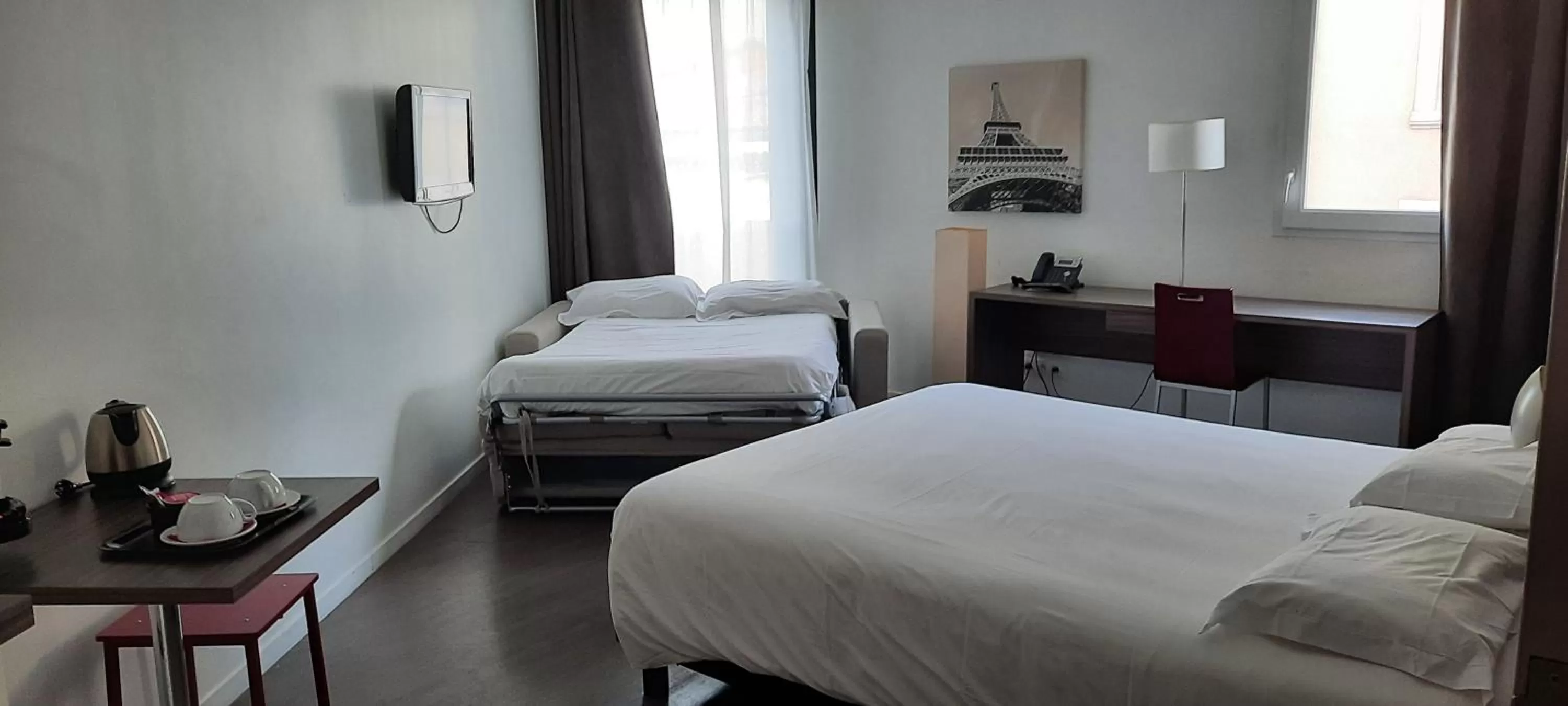 Family Studio (2 Adults + 2 Children) in The Originals Residence Appart Hôtel Hévéa Valence