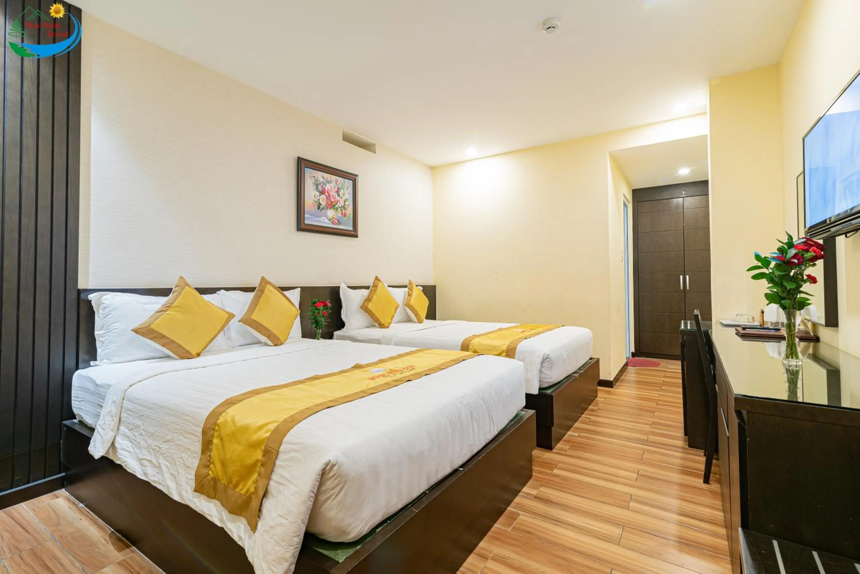 Standard Quadruple Room in Hoang Minh Chau Ba Trieu Hotel