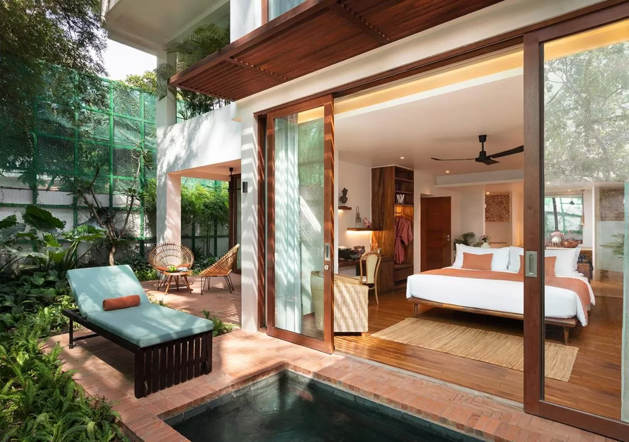 Garden Suite in FCC Angkor by Avani