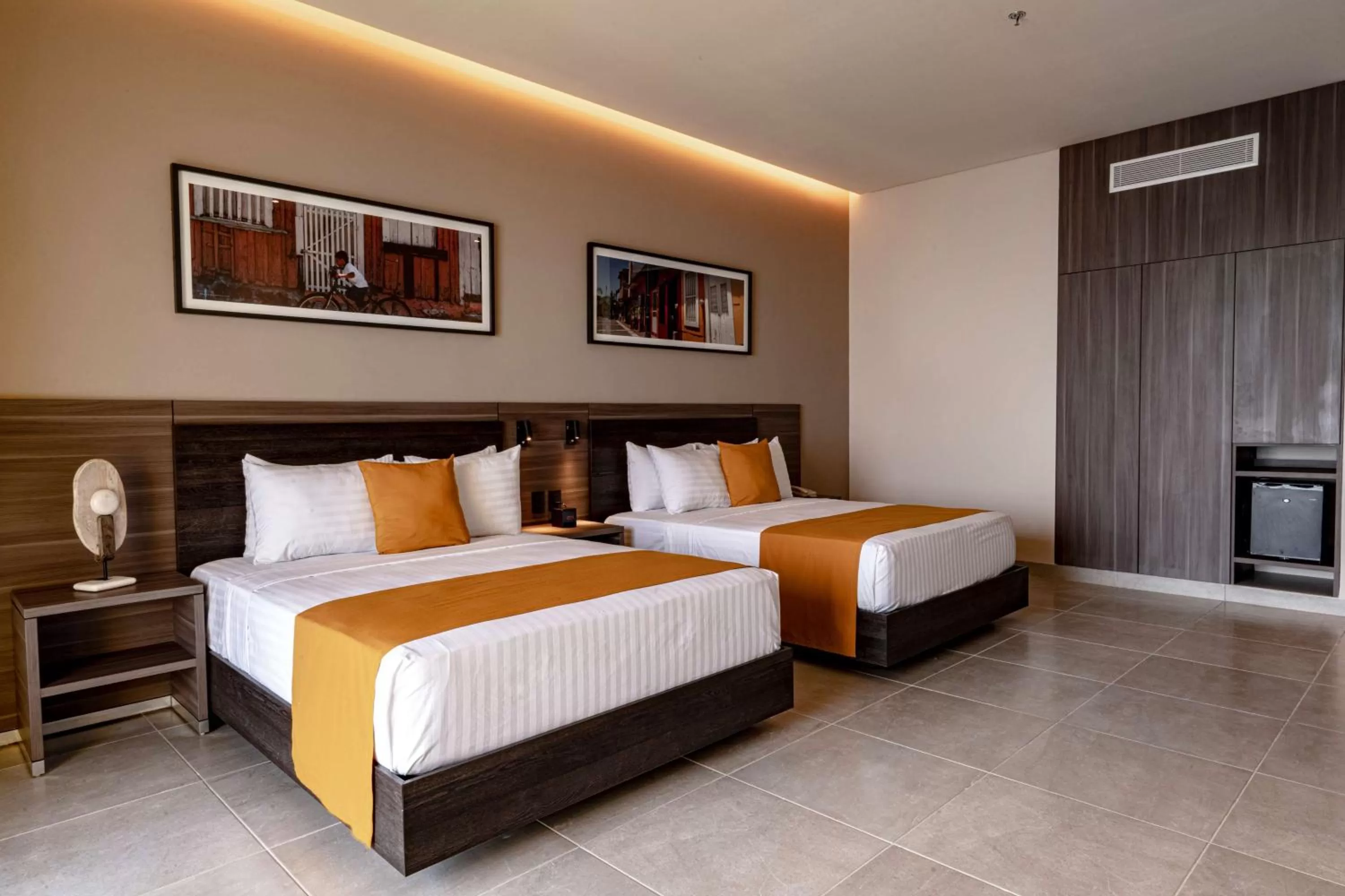 Queen Room with Two Queen Beds and Partial Ocean View in Best Western Plus Riviera Veracruz