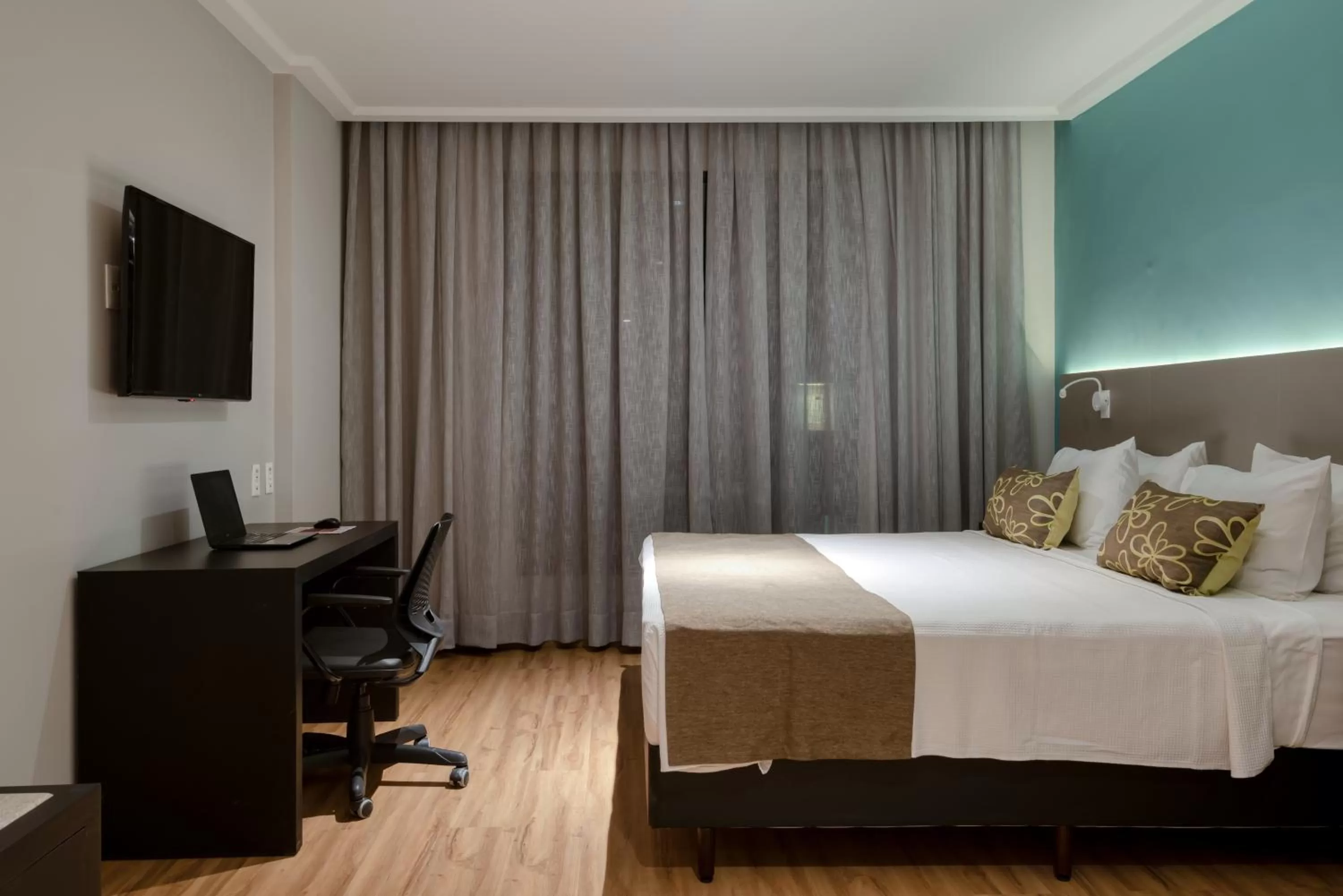 Superior Double Room - single occupancy in Comfort Suítes Vitória