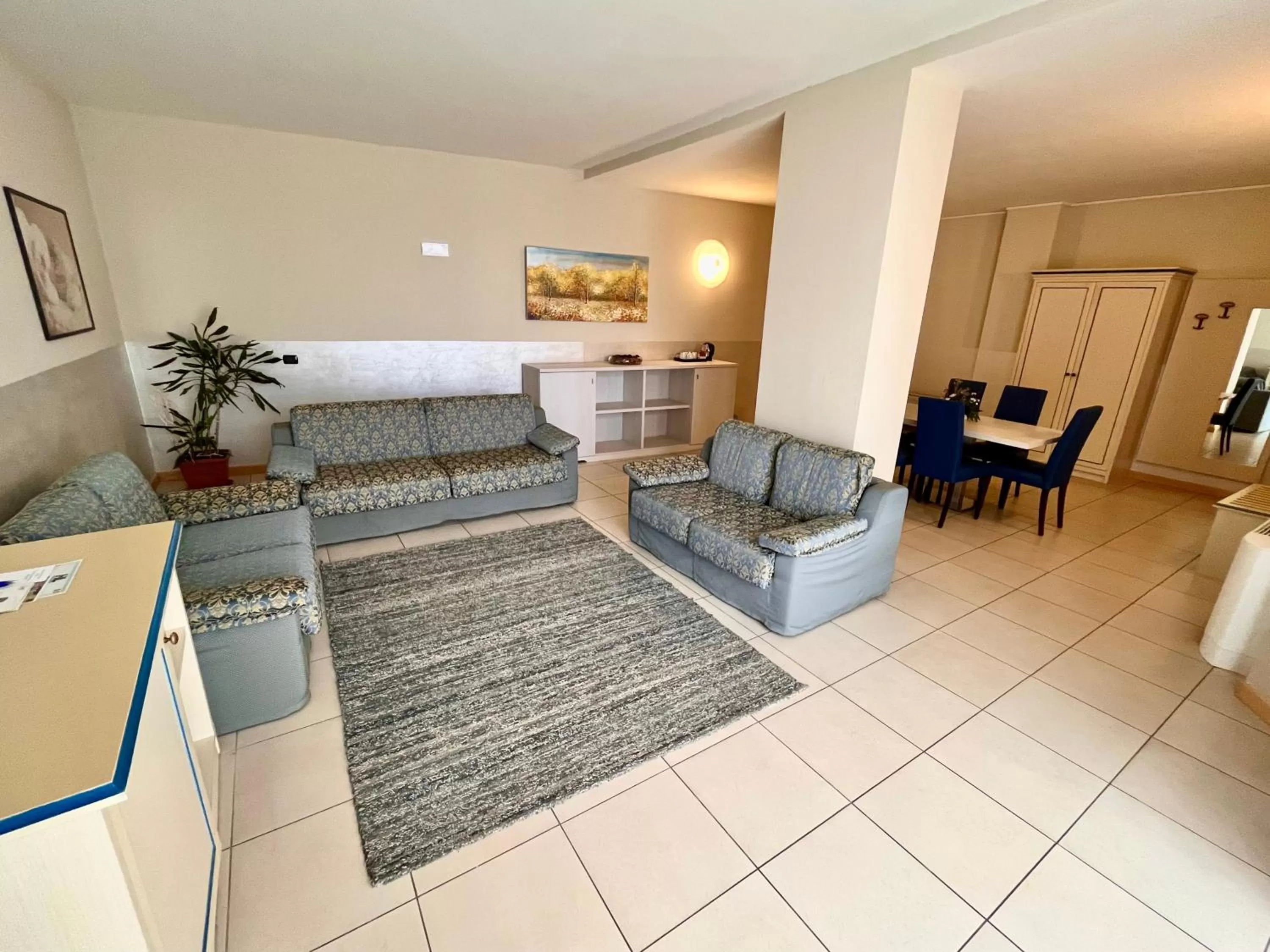 Family Room with Balcony in Hotel Lovere Resort & Spa