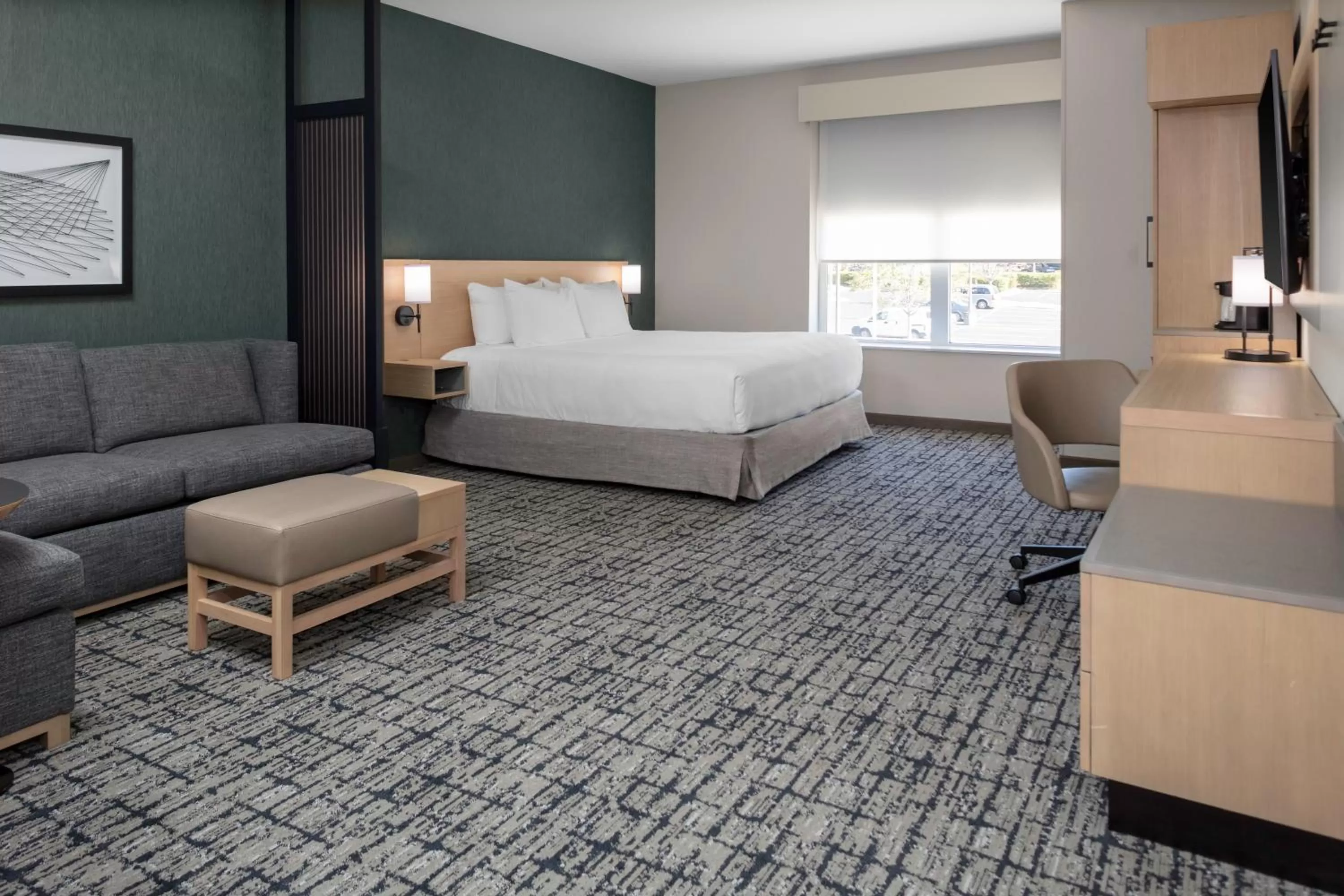 King Room with Sofa Bed and Accessible Tub - Disability Access in Hyatt Place Charlotte University