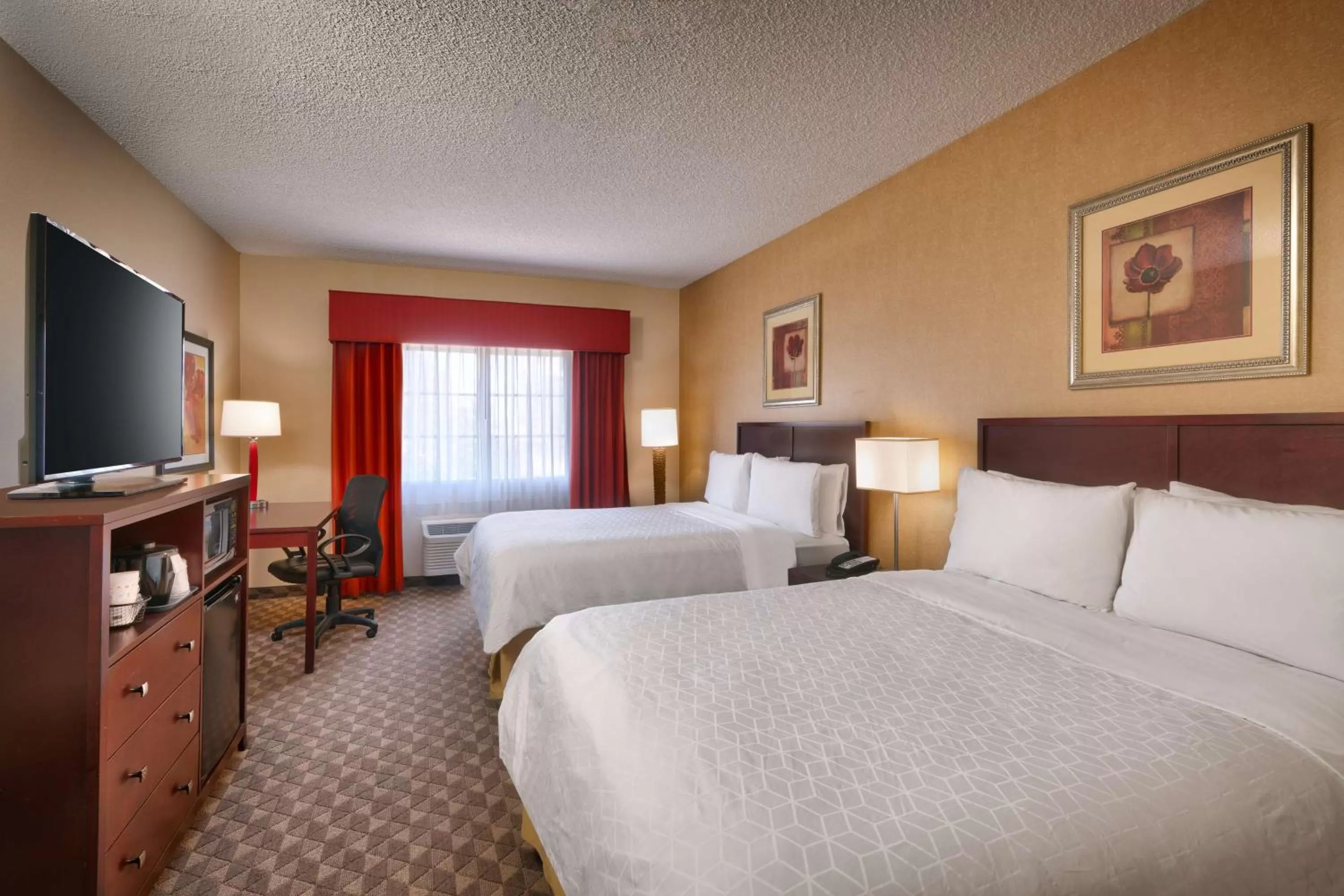 Queen Room with Two Queen Beds in Best Western Downtown Phoenix