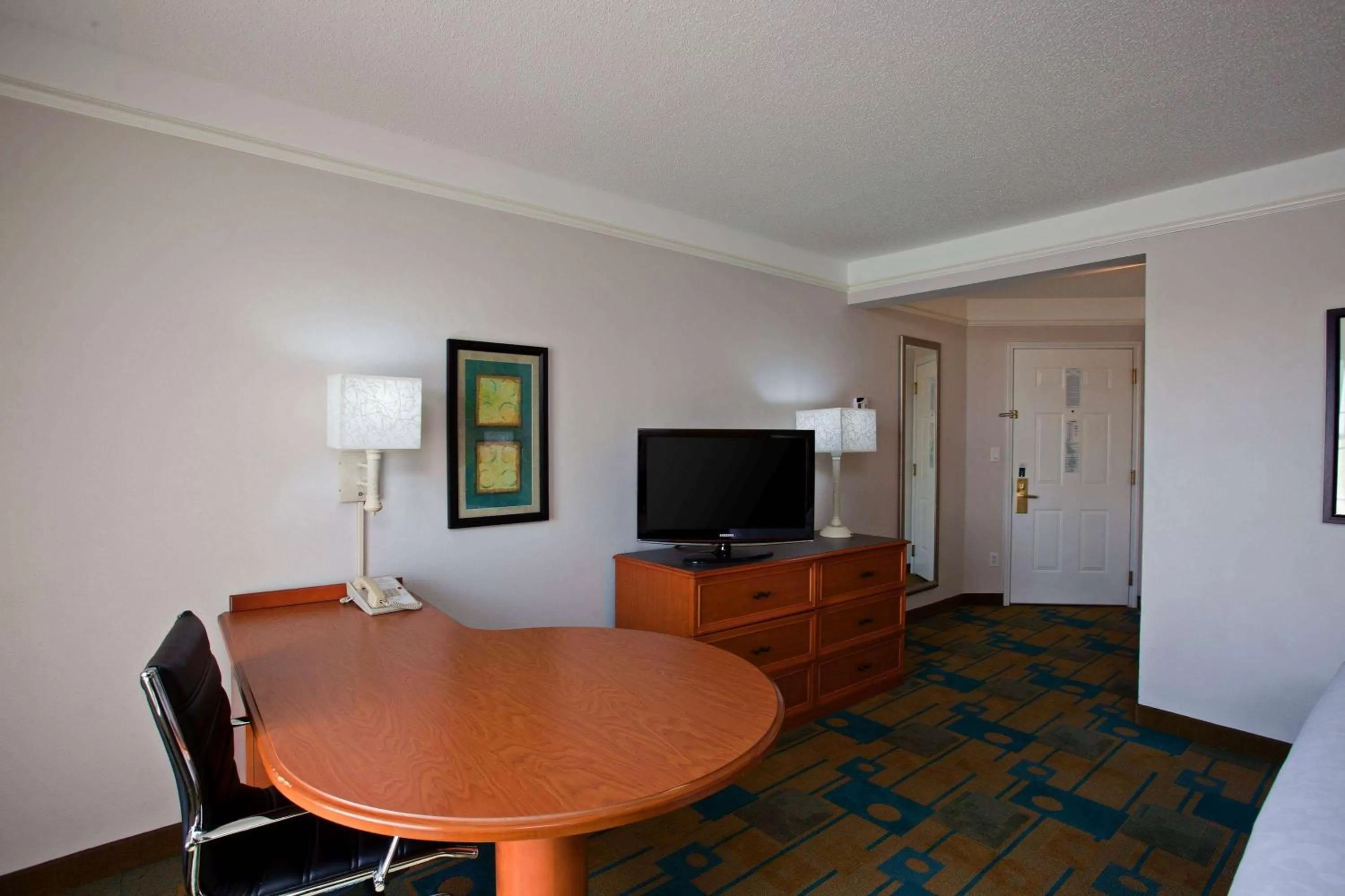 King Room - Disability Access in La Quinta by Wyndham Winston-Salem