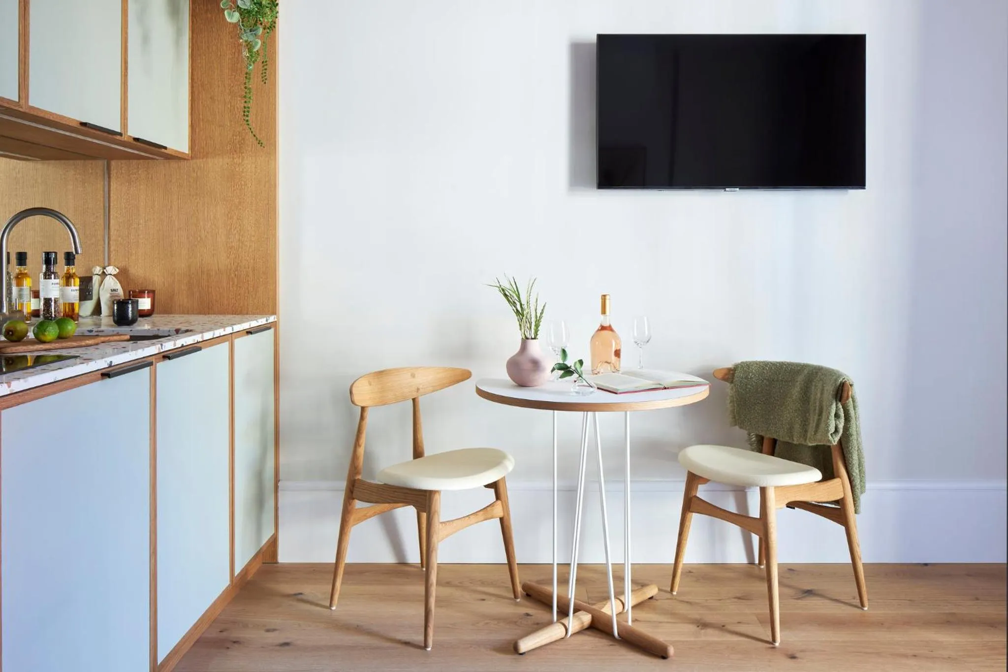 Terrace Suite in Turing Locke