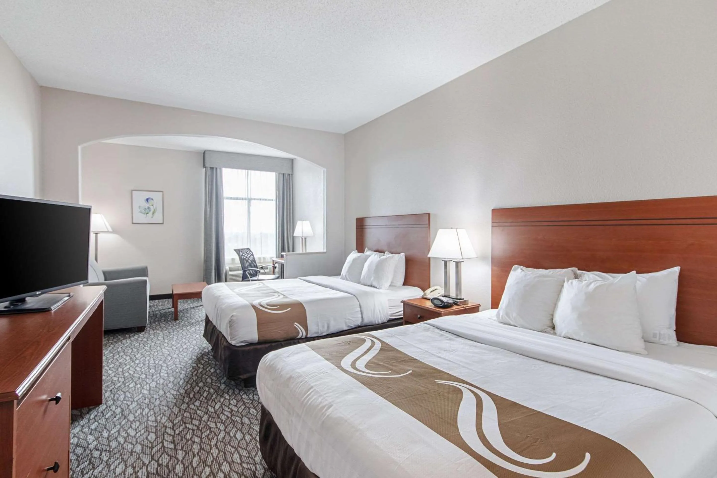 Queen Suite with 2 Queen Beds - Non-Smoking in Quality Suites Austin South Street Elmo District