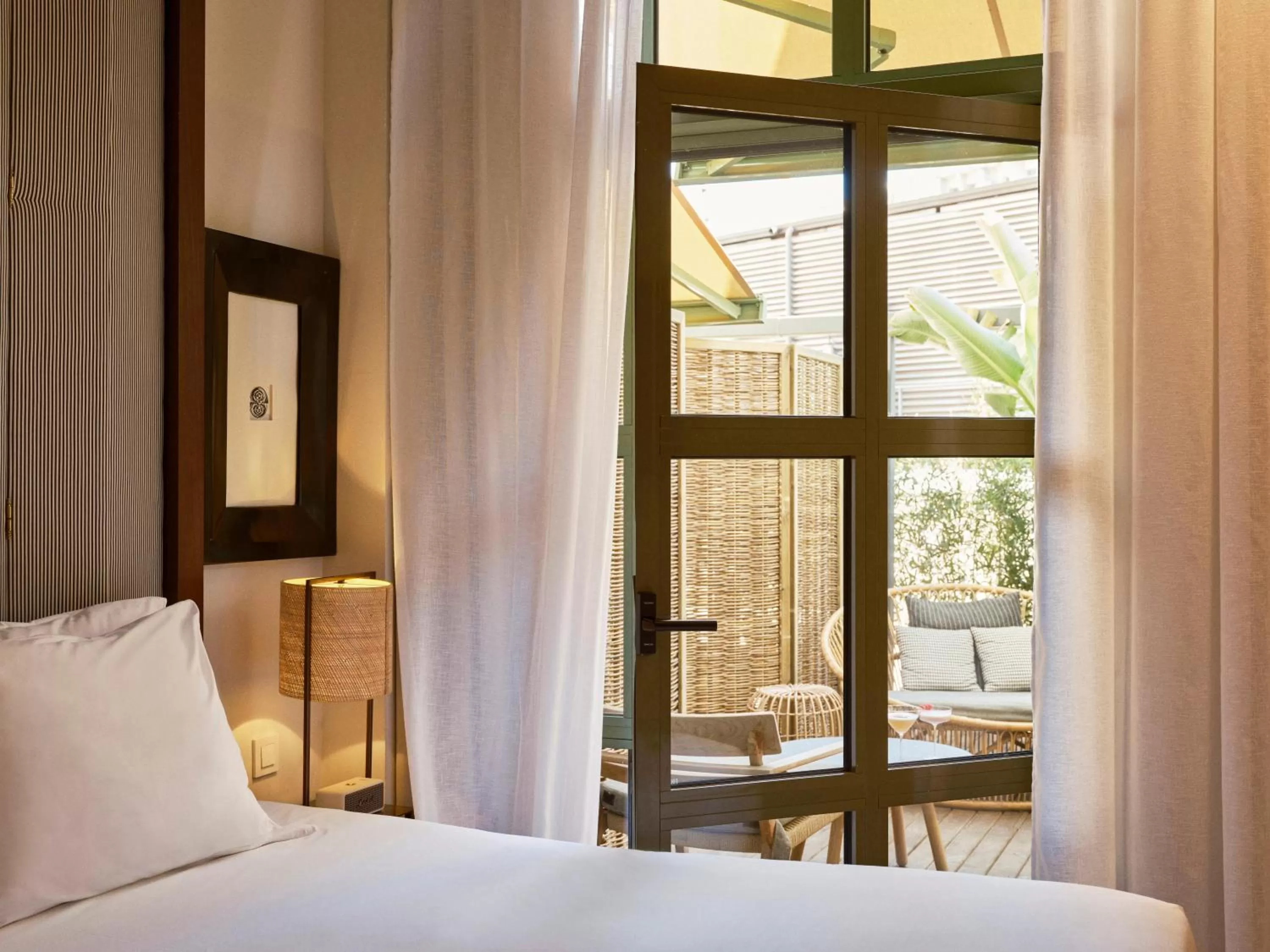 Double or Twin Room with Terrace in Hotel Pulitzer Barcelona