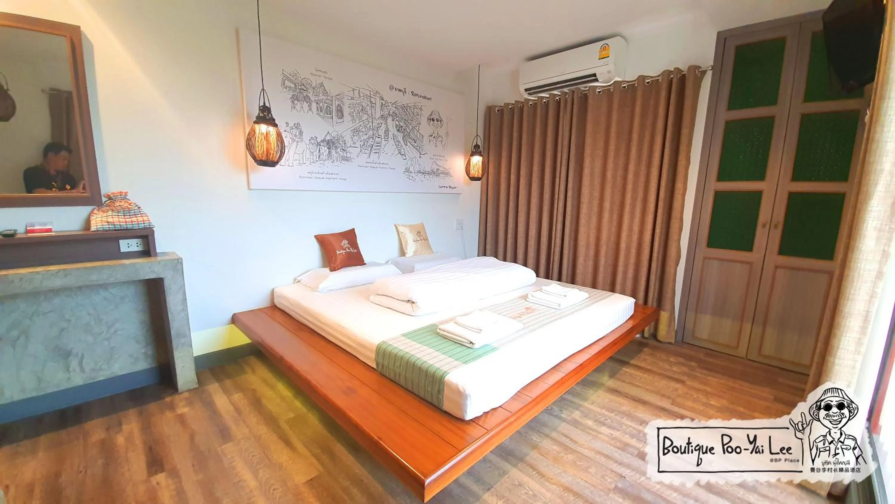 Deluxe Double or Twin Room with Balcony in Boutique Poo-Yai Lee